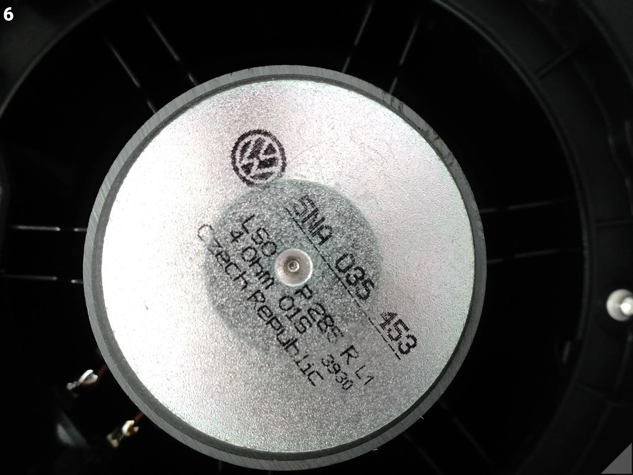 VW TIGUAN CT1 III 571 24- OSŁONA OBUDOWA PROWADNICA SZYBY GŁOŚNIK LEWA TYŁ VW TIGUAN CT1 III 571 24- OSŁONA OBUDOWA PROWADNICA SZYBY GŁOŚNIK LEWA TYŁ - obrazek 7