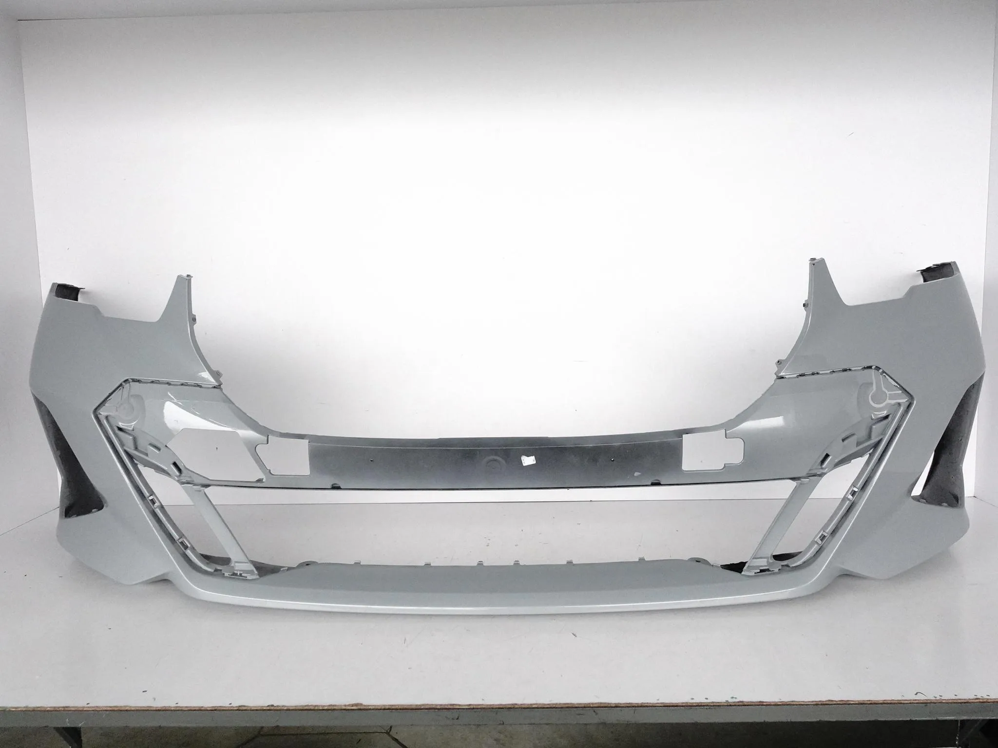 BMW 5 G60 G61 M-PAKIET MSP 23- ZDERZAK BUMPER PRZÓD (PDC) BMW 5 G60 G61 M-PAKIET MSP 23- ZDERZAK BUMPER PRZÓD (PDC)