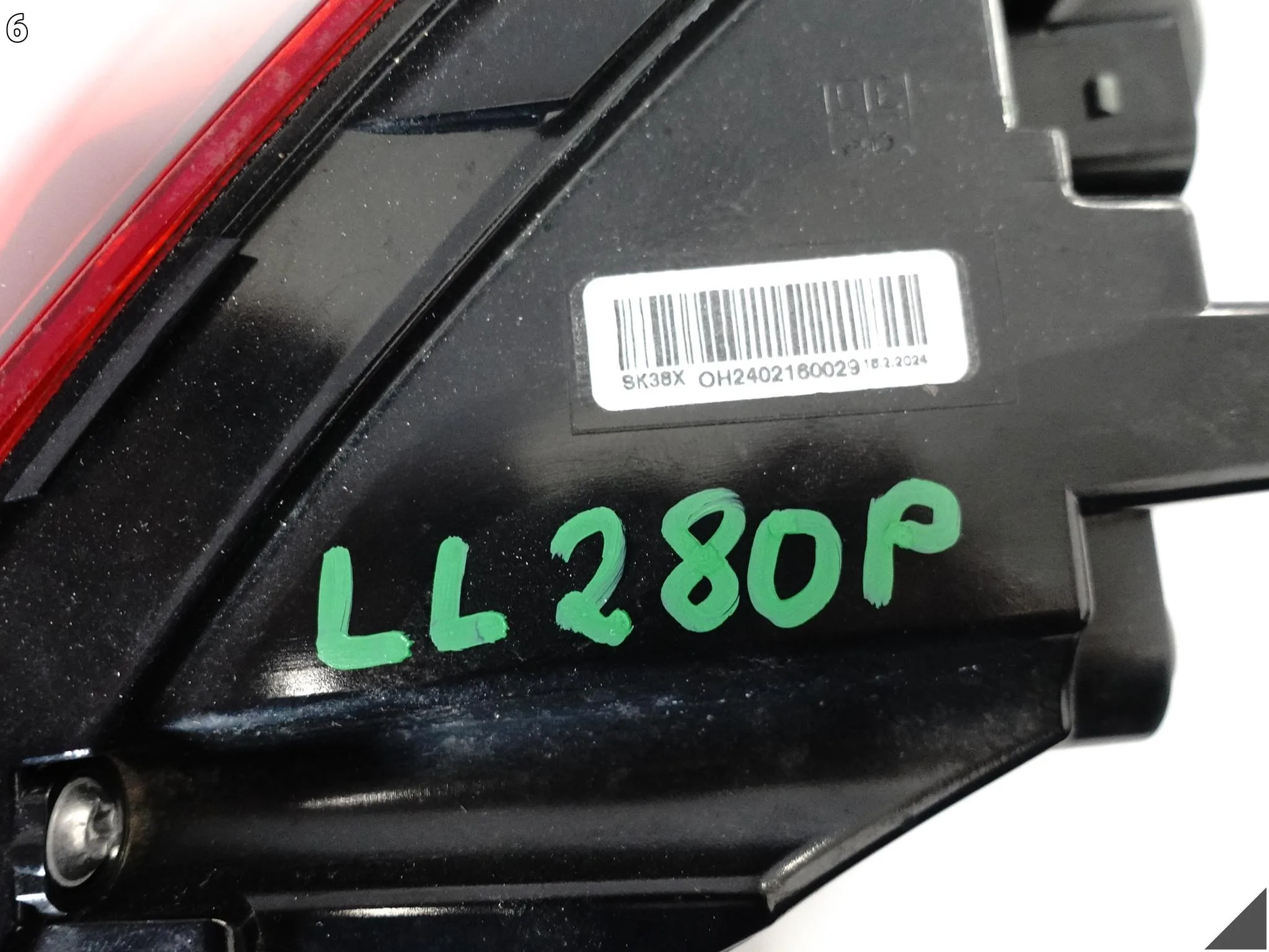 SKODA OCTAVIA IV 5E3 5E9 SEDAN KOMBI 19-24 LAMPA LED W BŁOTNIK LEWA TYŁ EU SKODA OCTAVIA IV 5E3 5E9 SEDAN KOMBI 19-24 LAMPA LED W BŁOTNIK LEWA TYŁ EU - obrazek 7