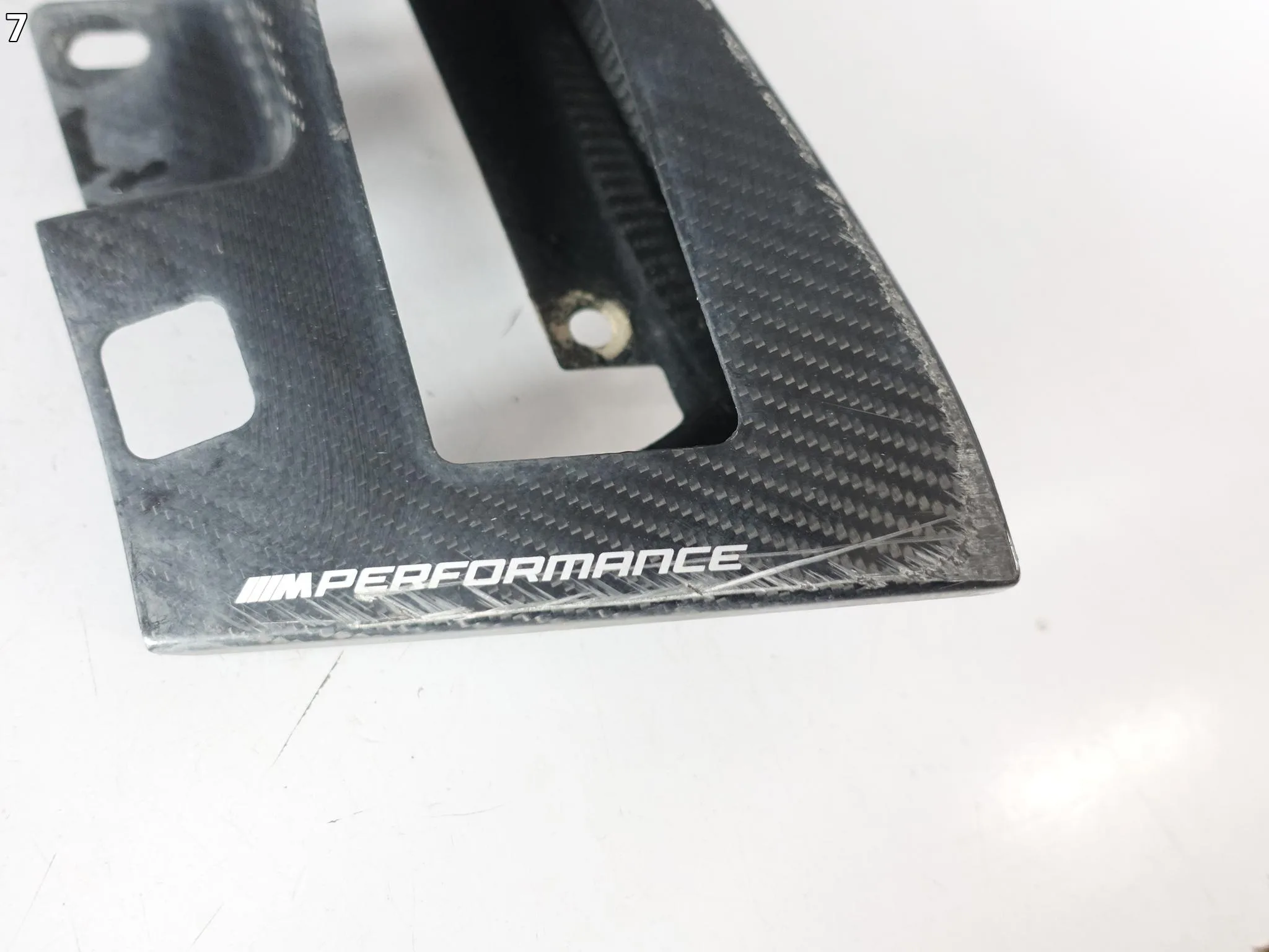 BMW M5 F90 LCI LIFT PERFORMANCE 21-23 CARBON SPOILER W ZDERZAK PRAWY PRZÓD BMW M5 F90 LCI LIFT PERFORMANCE 21-23 CARBON SPOILER W ZDERZAK PRAWY PRZÓD - obrazek 8