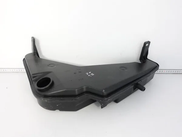 AUDI Q5 SQ5 8R0 LIFT 08-16 ZBIORNICZEK ZBIORNIK PŁYNU SPRYSKIWACZY SPRYSKU AUDI Q5 SQ5 8R0 LIFT 08-16 ZBIORNICZEK ZBIORNIK PŁYNU SPRYSKIWACZY SPRYSKU