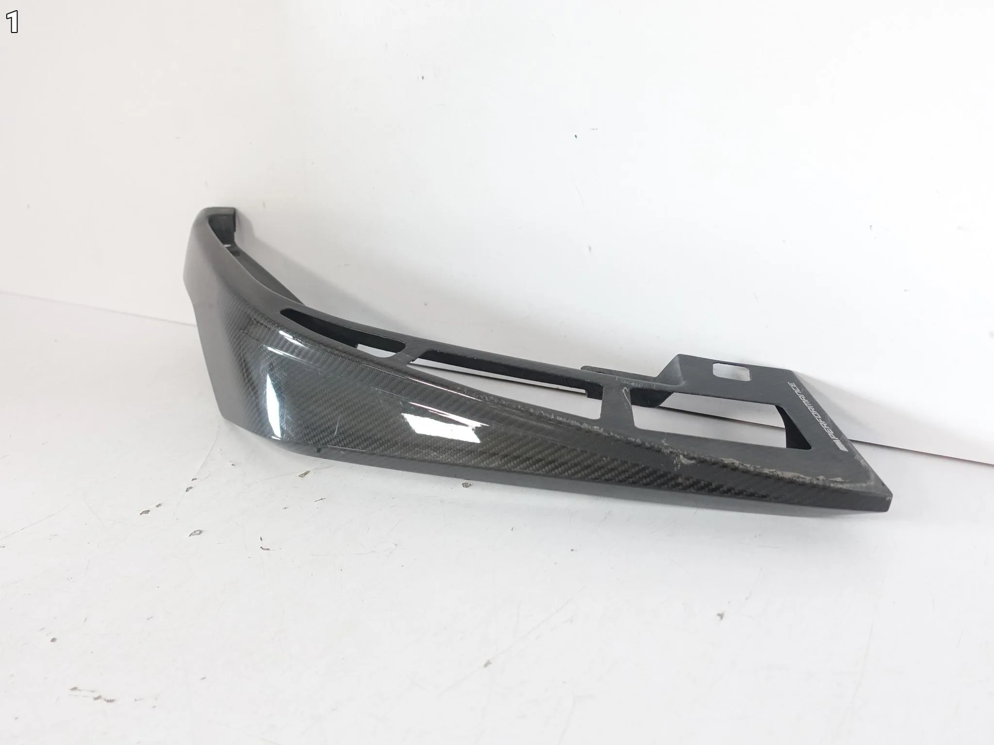 BMW M5 F90 LCI LIFT PERFORMANCE 21-23 CARBON SPOILER W ZDERZAK LEWY PRZÓD BMW M5 F90 LCI LIFT PERFORMANCE 21-23 CARBON SPOILER W ZDERZAK LEWY PRZÓD - obrazek 2