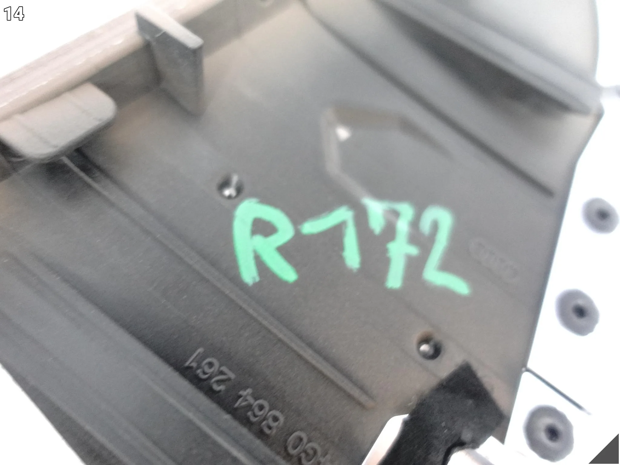 AUDI A7 S7 RS7 4G8 A6 S6 RS6 4G0 C7 10-18 LISTWA DEKOR TUNEL ŚRODKOWY KB4 AUDI A7 S7 RS7 4G8 A6 S6 RS6 4G0 C7 10-18 LISTWA DEKOR TUNEL ŚRODKOWY KB4 - obrazek 15