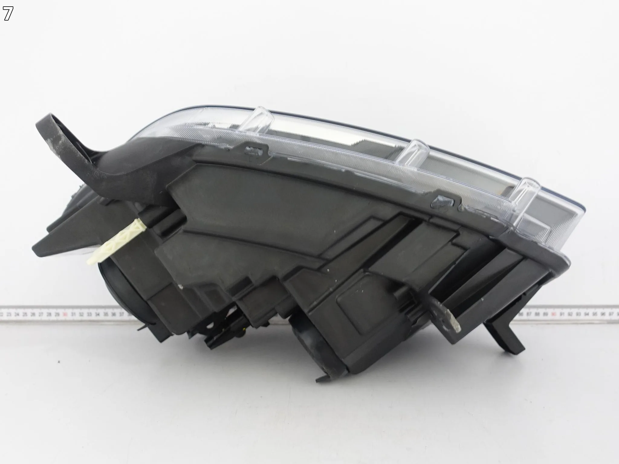 DACIA SANDERO LOGAN II 2 LIFT 17-20 LAMPA PRAWA ZWYKŁA HALOGEN H7 + LED EU DACIA SANDERO LOGAN II 2 LIFT 17-20 LAMPA PRAWA ZWYKŁA HALOGEN H7 + LED EU - obrazek 8