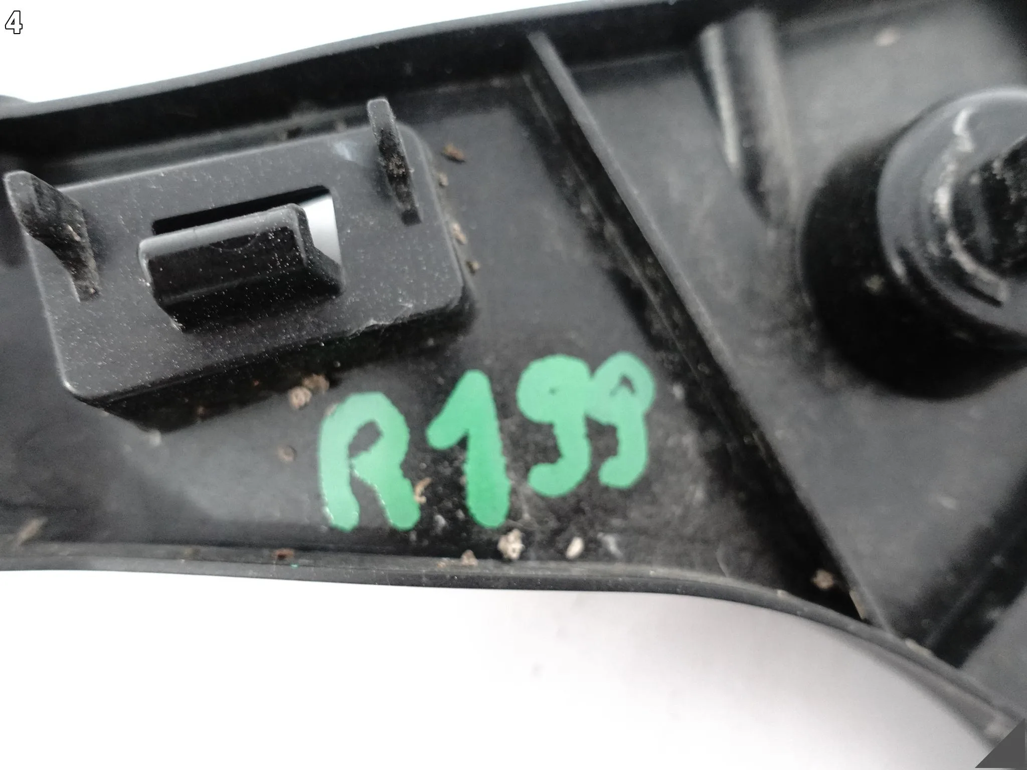 AUDI A7 S7 4G8 C7 LIFT 14-18 ŚLIZG UCHWYT MOCOWANIE W ZDERZAK PRAWY TYŁ AUDI A7 S7 4G8 C7 LIFT 14-18 ŚLIZG UCHWYT MOCOWANIE W ZDERZAK PRAWY TYŁ - obrazek 5