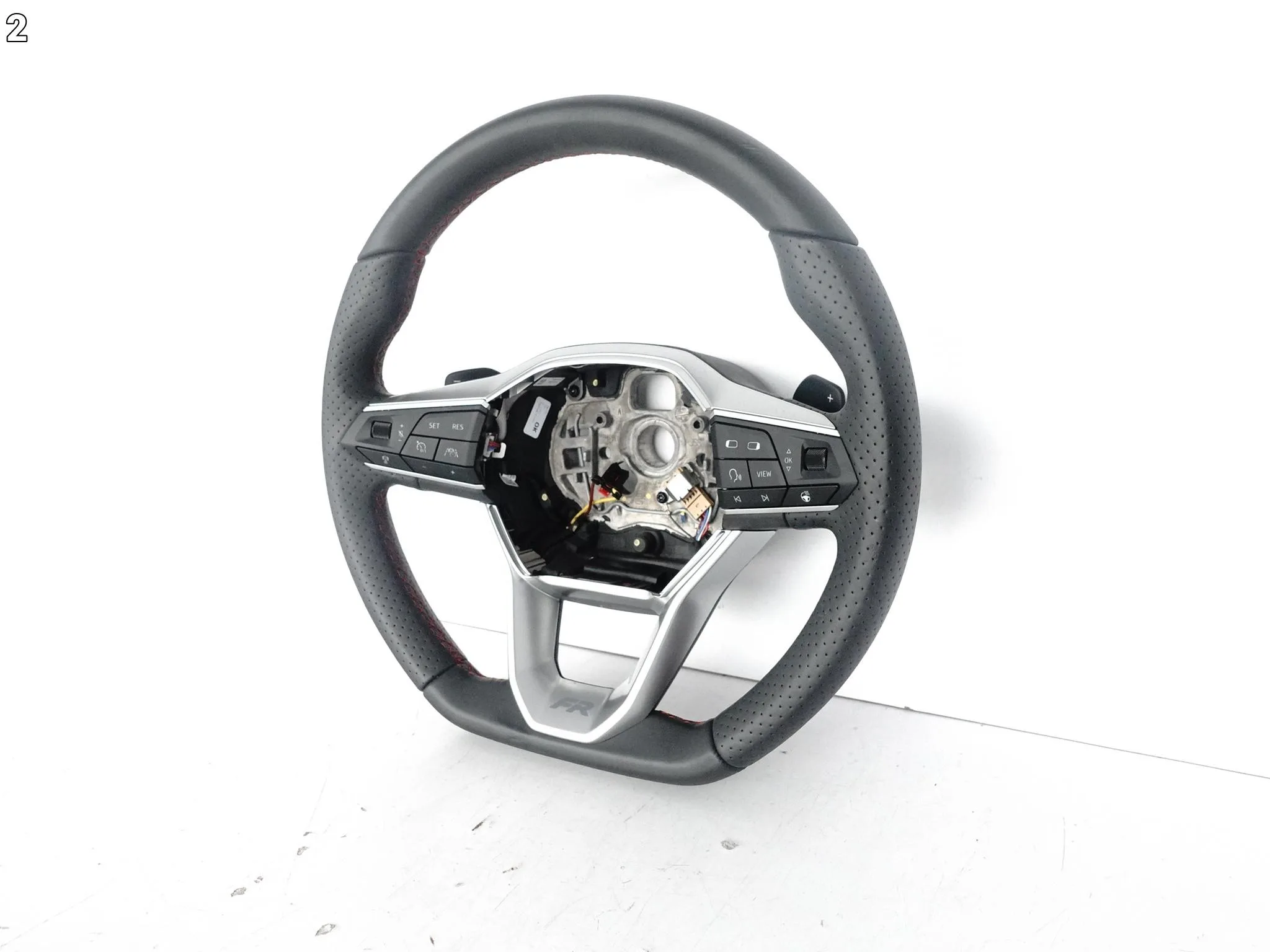SEAT LEON 4 IV FR 5FA 20- KIEROWNICA WIELOFUNKCYJNA SKÓRA ŁOPATKI WVY SEAT LEON 4 IV FR 5FA 20- KIEROWNICA WIELOFUNKCYJNA SKÓRA ŁOPATKI WVY - obrazek 3