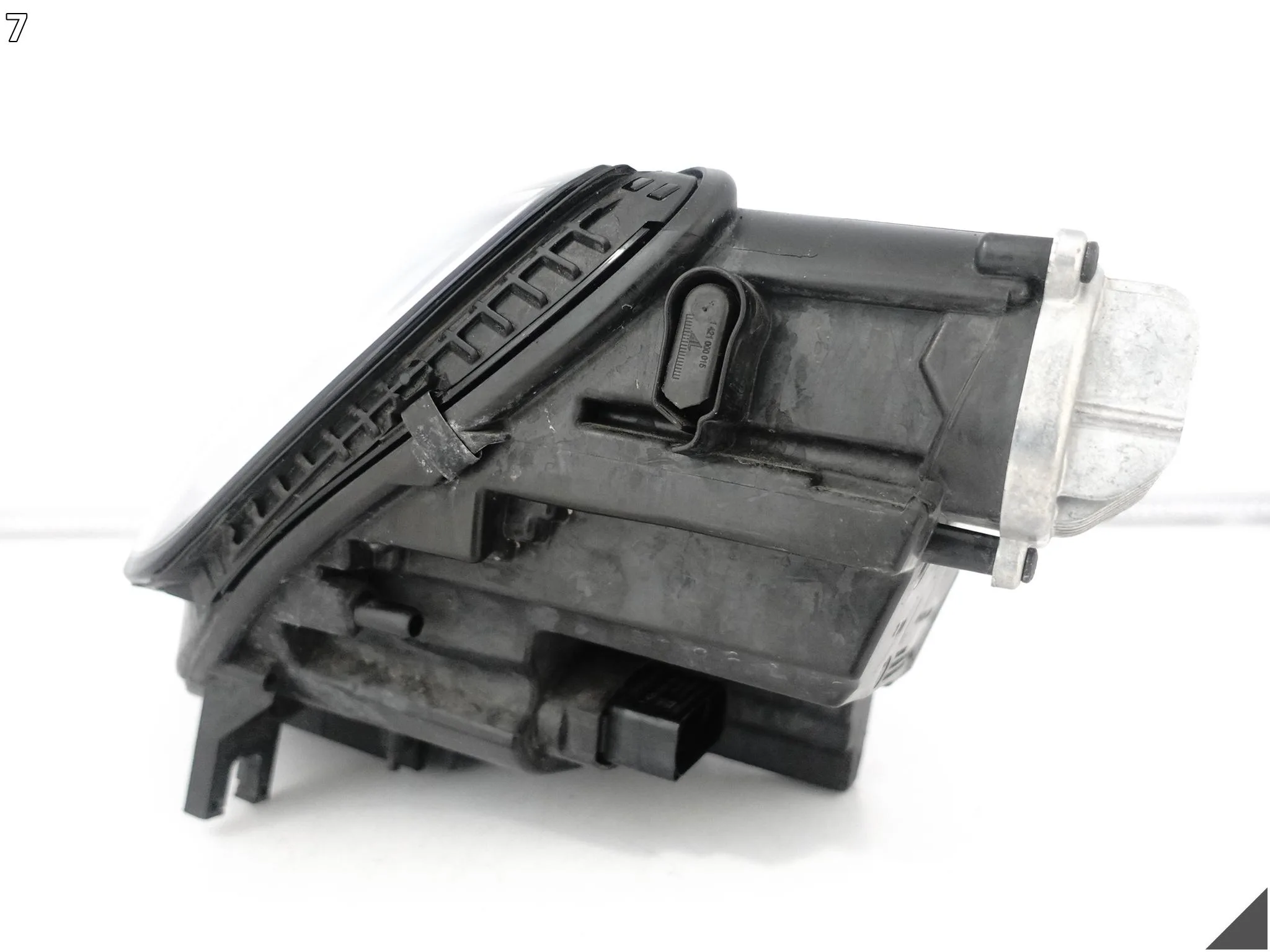 AUDI A4 S4 8W0 B9 15-19 LAMPA HEADLIGHT MATRIX FULL LED LEWA PRZÓD EUROPA AUDI A4 S4 8W0 B9 15-19 LAMPA HEADLIGHT MATRIX FULL LED LEWA PRZÓD EUROPA - obrazek 8