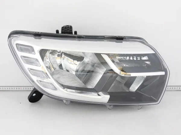 DACIA SANDERO LOGAN II 2 LIFT 17-20 LAMPA PRAWA ZWYKŁA HALOGEN H7 + LED EU