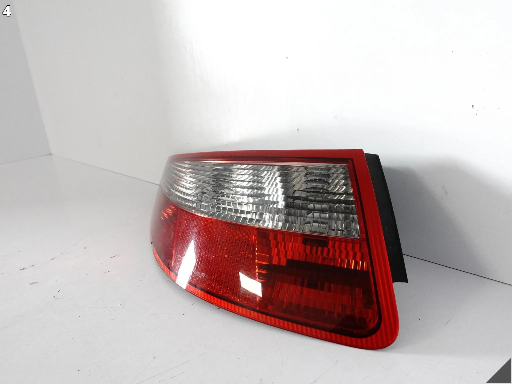 PORSCHE 911 997 04-09 LAMPA ZWYKŁA W BŁOTNIK LEWA TYŁ EUROPA 99763140503 PORSCHE 911 997 04-09 LAMPA ZWYKŁA W BŁOTNIK LEWA TYŁ EUROPA 99763140503 - obrazek 5