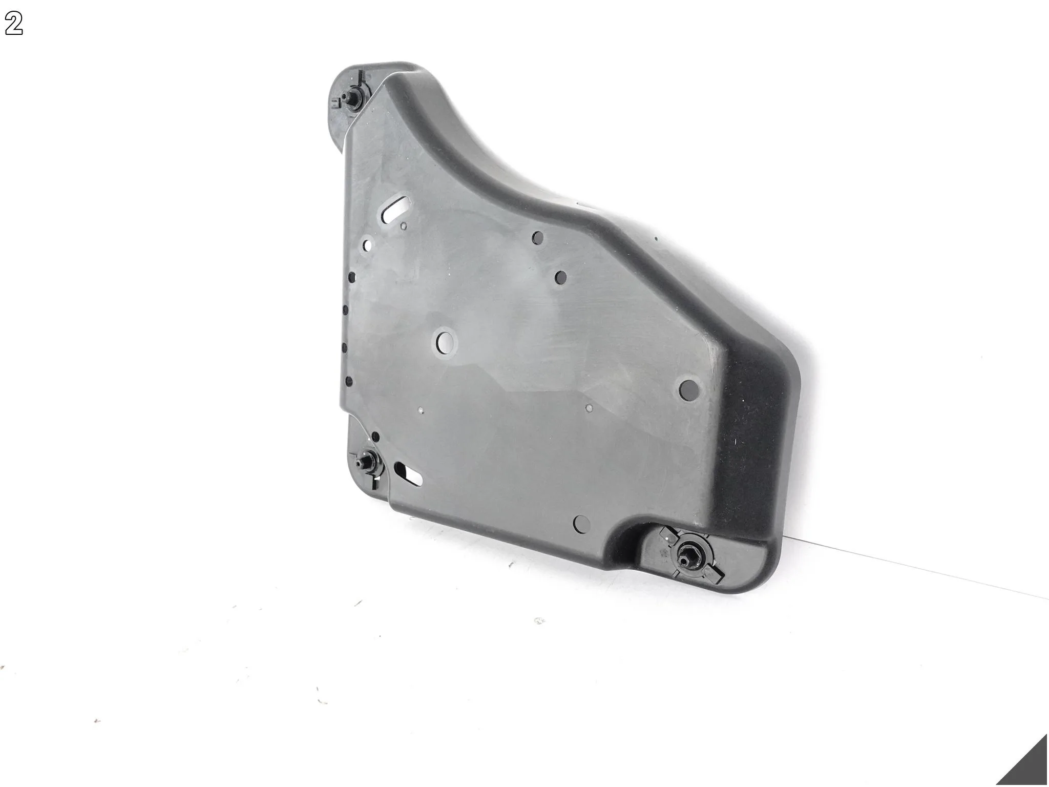 AUDI Q3 83A VW TIGUAN II SKODA KODIAQ SEAT OSŁONA OBUDOWA ZBIORNIKA ADBLUE AUDI Q3 83A VW TIGUAN II SKODA KODIAQ SEAT OSŁONA OBUDOWA ZBIORNIKA ADBLUE - obrazek 3