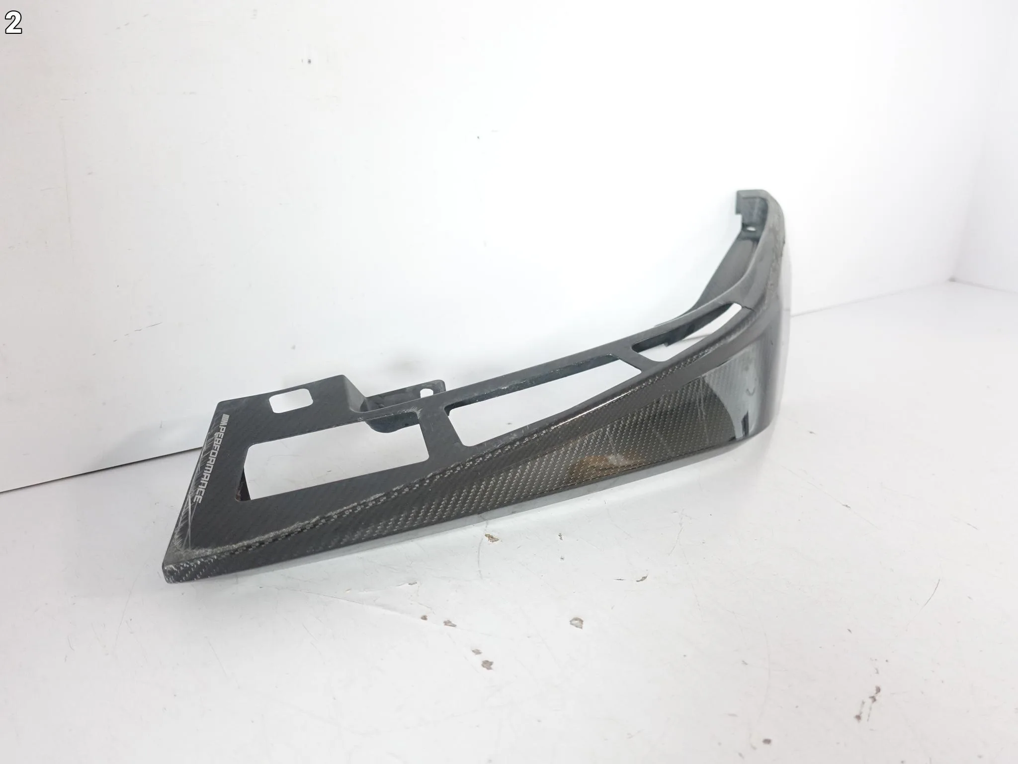 BMW M5 F90 LCI LIFT PERFORMANCE 21-23 CARBON SPOILER W ZDERZAK PRAWY PRZÓD BMW M5 F90 LCI LIFT PERFORMANCE 21-23 CARBON SPOILER W ZDERZAK PRAWY PRZÓD - obrazek 3