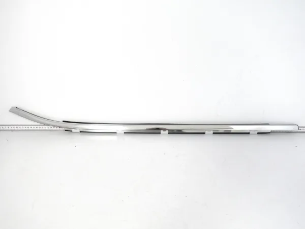 LEXUS RX V 5 RX450 RX350 22- LISTWA ZGARNIAJĄCA SZYBY DRZWI TYŁ PRAWA CHROM LEXUS RX V 5 RX450 RX350 22- LISTWA ZGARNIAJĄCA SZYBY DRZWI TYŁ PRAWA CHROM
