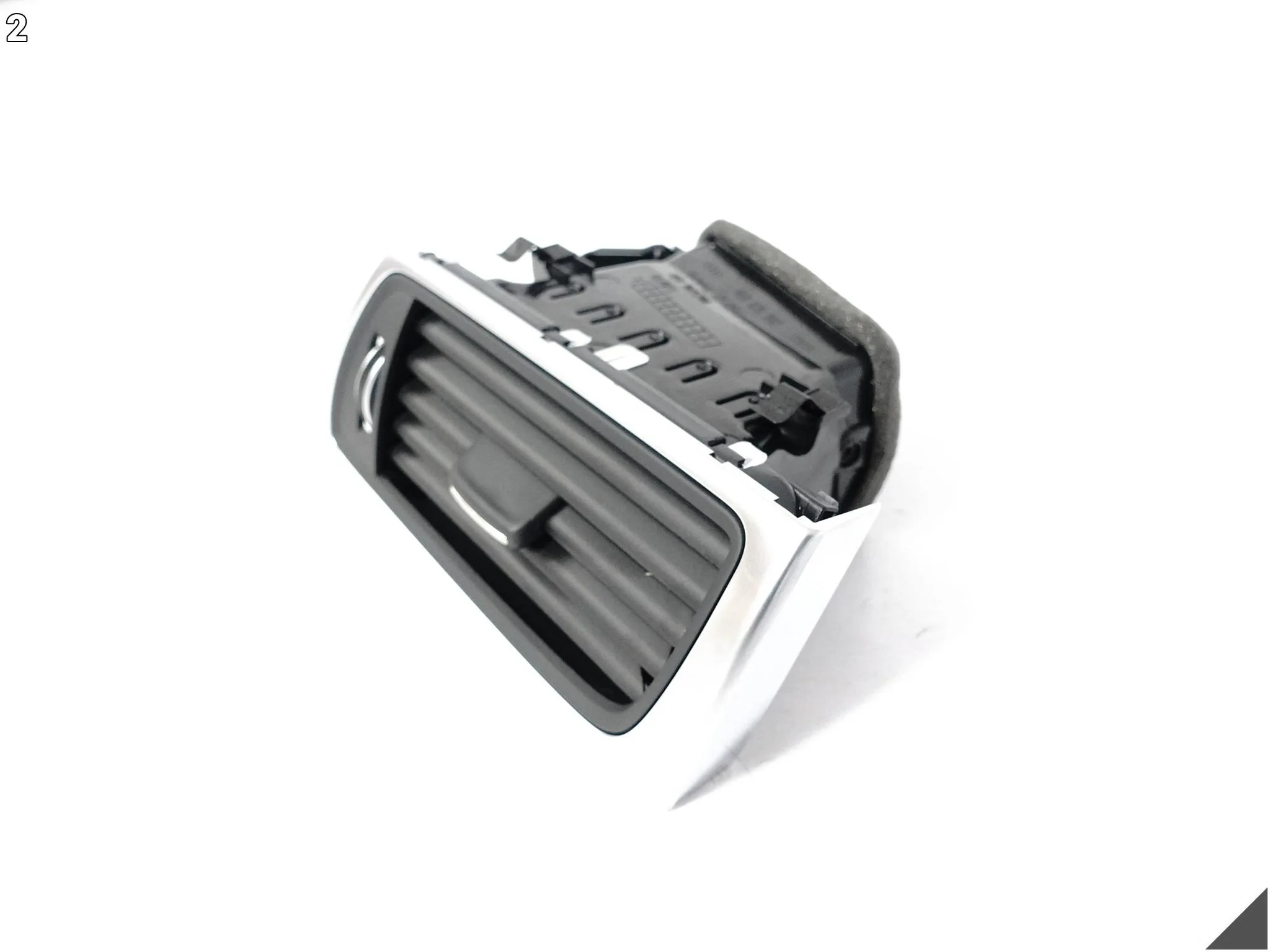 AUDI A7 S7 RS7 4G8 C7 LIFT 14-18 KRATKA NAWIEWU LISTWA DEKOR PRAWA PRZÓD AUDI A7 S7 RS7 4G8 C7 LIFT 14-18 KRATKA NAWIEWU LISTWA DEKOR PRAWA PRZÓD - obrazek 3