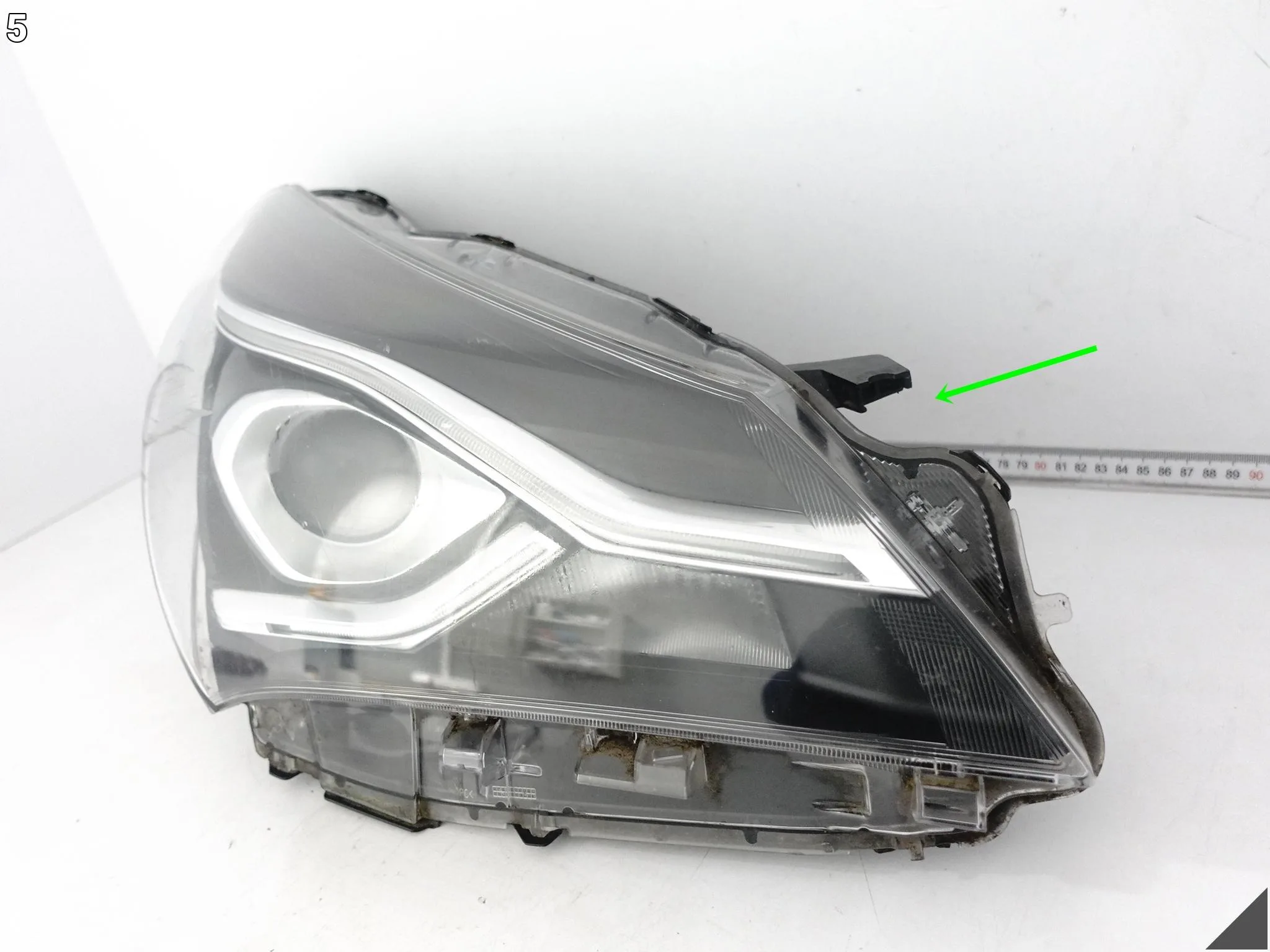 TOYOTA YARIS III 3 LIFT 17-19 LAMPA HALOGEN ZWYKŁA + LED PRAWA PRZÓD EUROPA TOYOTA YARIS III 3 LIFT 17-19 LAMPA HALOGEN ZWYKŁA + LED PRAWA PRZÓD EUROPA - obrazek 6