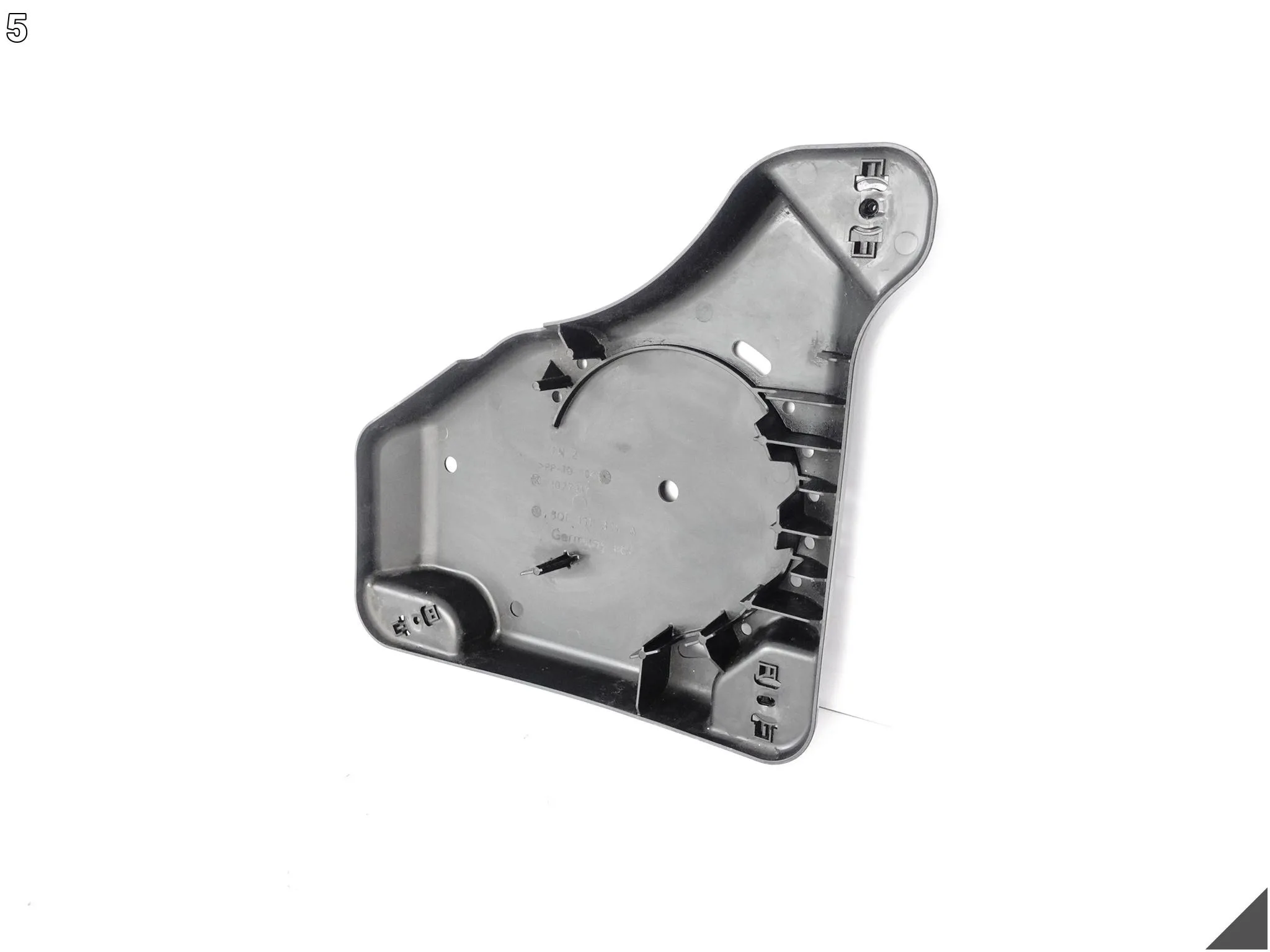 AUDI Q3 83A VW TIGUAN II SKODA KODIAQ SEAT OSŁONA OBUDOWA ZBIORNIKA ADBLUE AUDI Q3 83A VW TIGUAN II SKODA KODIAQ SEAT OSŁONA OBUDOWA ZBIORNIKA ADBLUE - obrazek 6
