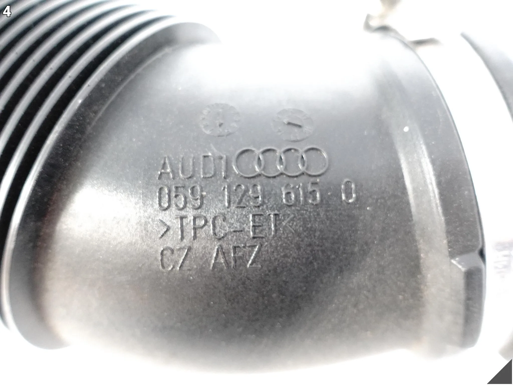 AUDI A7 S7 4G8 A6 S6 4G0 C7 10-18 RURA WĄŻ PRZEWÓD POWIETRZA FILTRA AUDI A7 S7 4G8 A6 S6 4G0 C7 10-18 RURA WĄŻ PRZEWÓD POWIETRZA FILTRA - obrazek 5