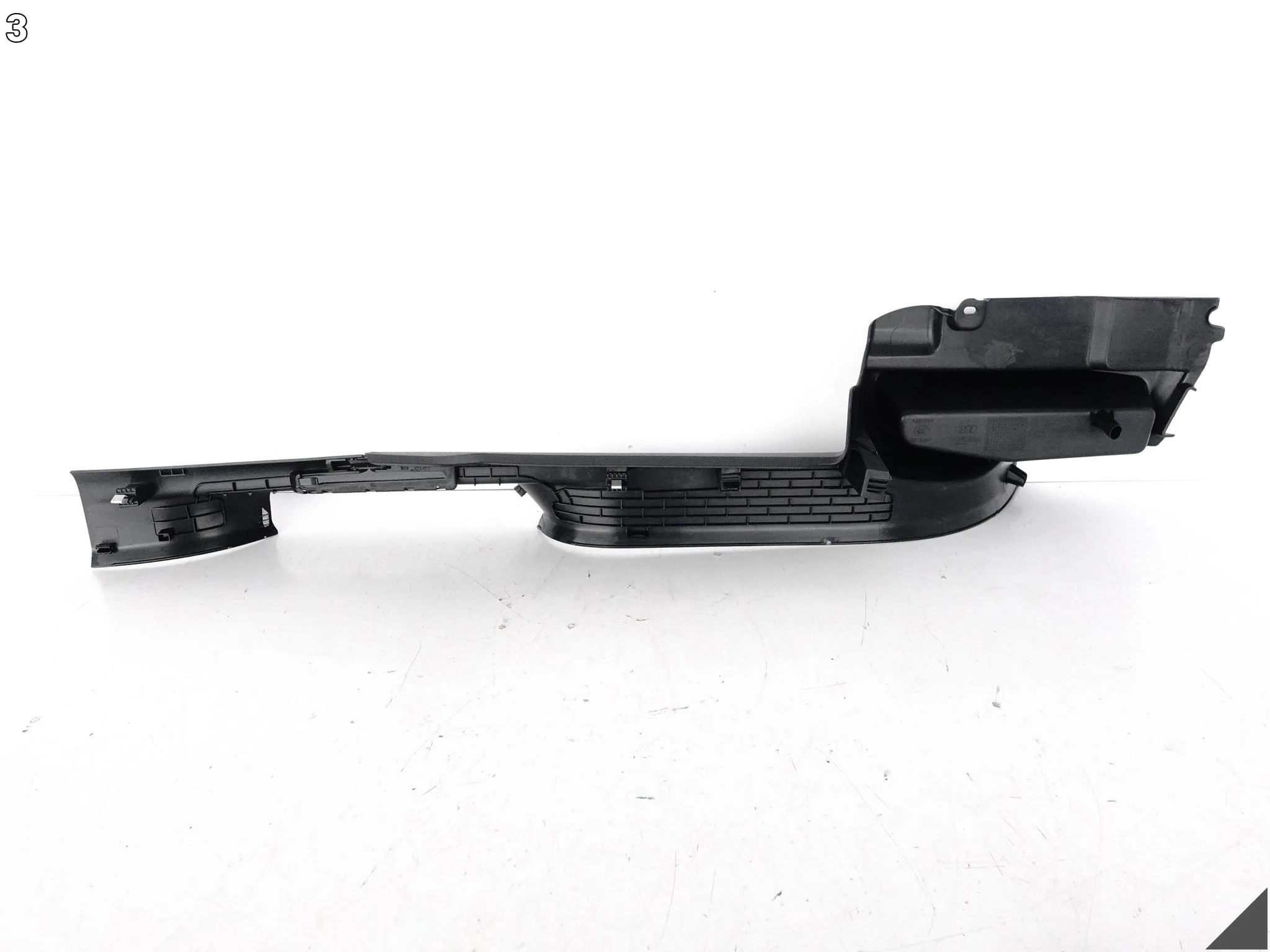 AUDI Q3 II 83A F3 18-25 OSŁONA LISTWA POSZYCIE PRÓG SŁUPEK TYŁ PRAWA 4PK AUDI Q3 II 83A F3 18-25 OSŁONA LISTWA POSZYCIE PRÓG SŁUPEK TYŁ PRAWA 4PK - obrazek 4