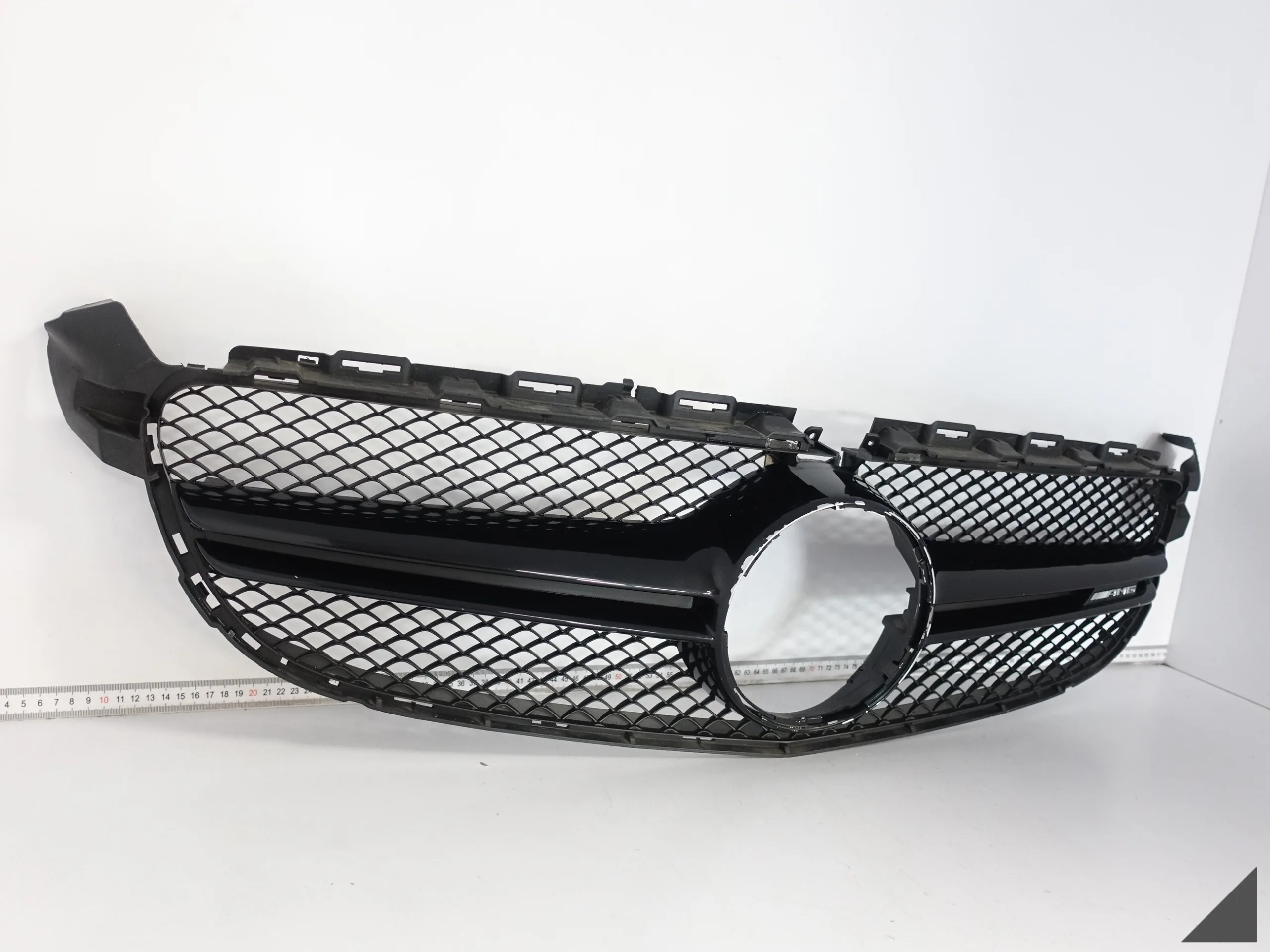 MERCEDES C-KLASA W205 AMG C63 GRILL PRZÓD MERCEDES C-KLASA W205 AMG C63 GRILL PRZÓD - obrazek 2