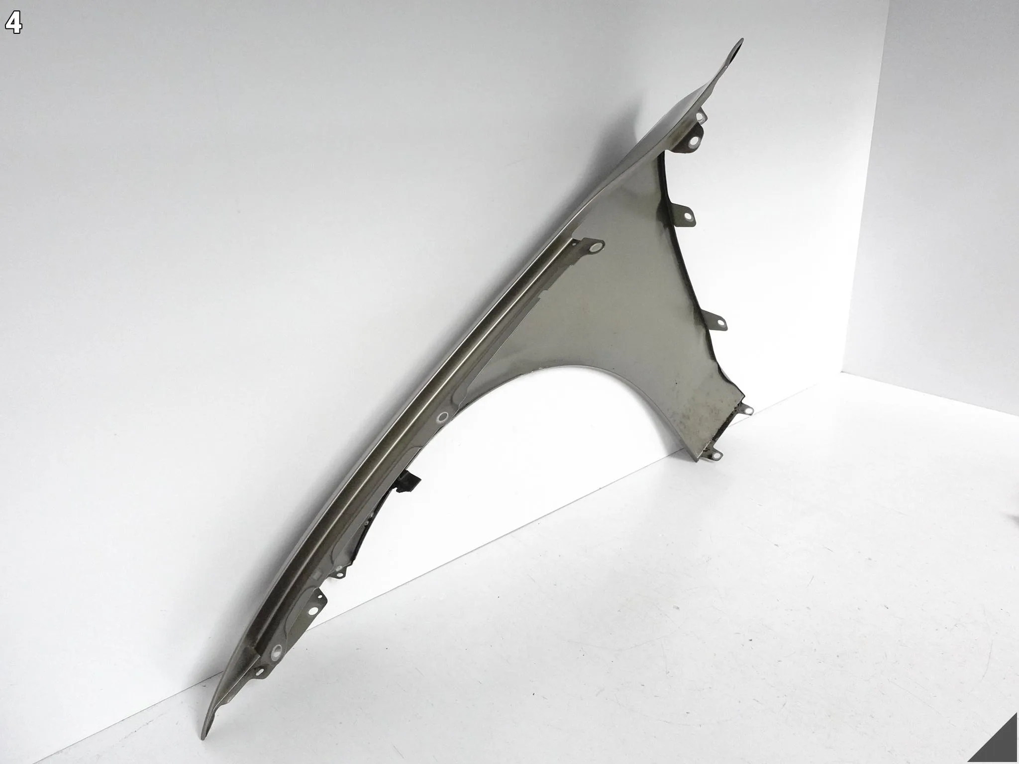 AUDI A7 S7 RS7 4G8 C7 10-18 BŁOTNIK FENDER PRAWY PRZÓD KOLOR N3N3 AUDI A7 S7 RS7 4G8 C7 10-18 BŁOTNIK FENDER PRAWY PRZÓD KOLOR N3N3 - obrazek 5
