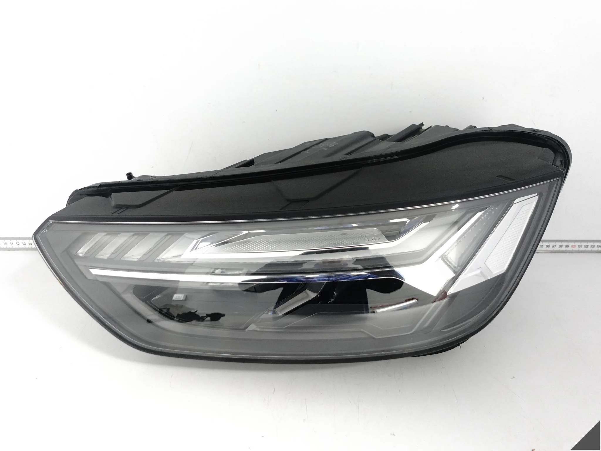 AUDI Q5 SQ5 II 80A FY LIFT 21-24 MATRIX FULL LED LAMPA LEWA PRZÓD EU *035E* AUDI Q5 SQ5 II 80A FY LIFT 21-24 MATRIX FULL LED LAMPA LEWA PRZÓD EU *035E*