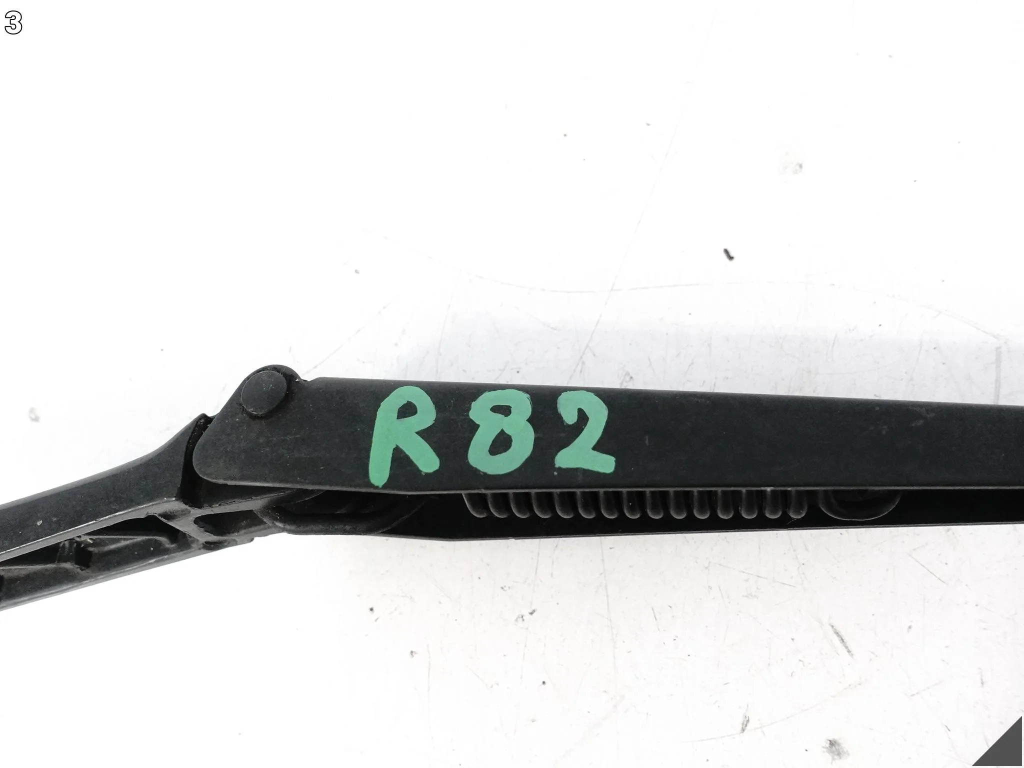 AUDI A7 S7 RS7 4G8 A6 S6 RS6 4G0 C7 10-18 RAMIĘ WYCIERACZKI LEWE PRZÓD AUDI A7 S7 RS7 4G8 A6 S6 RS6 4G0 C7 10-18 RAMIĘ WYCIERACZKI LEWE PRZÓD - obrazek 4