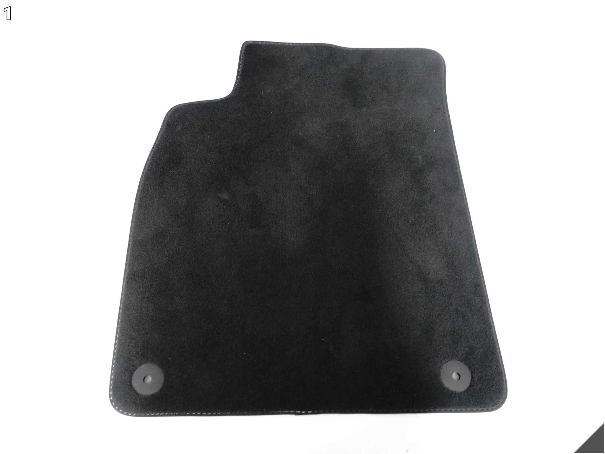 AUDI A7 S7 RS7 C7 4G8 A6 S6 RS6 4G0 10-18 KOMPLET DYWANIKÓW WYKŁADZINA QA5 AUDI A7 S7 RS7 C7 4G8 A6 S6 RS6 4G0 10-18 KOMPLET DYWANIKÓW WYKŁADZINA QA5 - obrazek 2