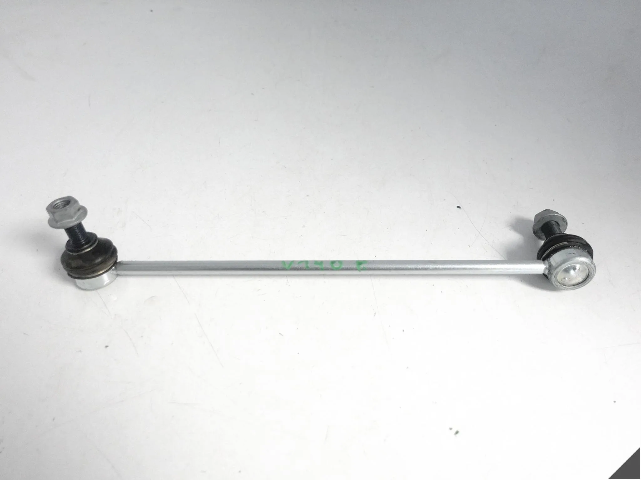 VW TIGUAN 571 CUPRA SKODA SEAT AUDI ŁĄCZNIK DRĄŻKA STABILATORA PRZÓD L=R VW TIGUAN 571 CUPRA SKODA SEAT AUDI ŁĄCZNIK DRĄŻKA STABILATORA PRZÓD L=R