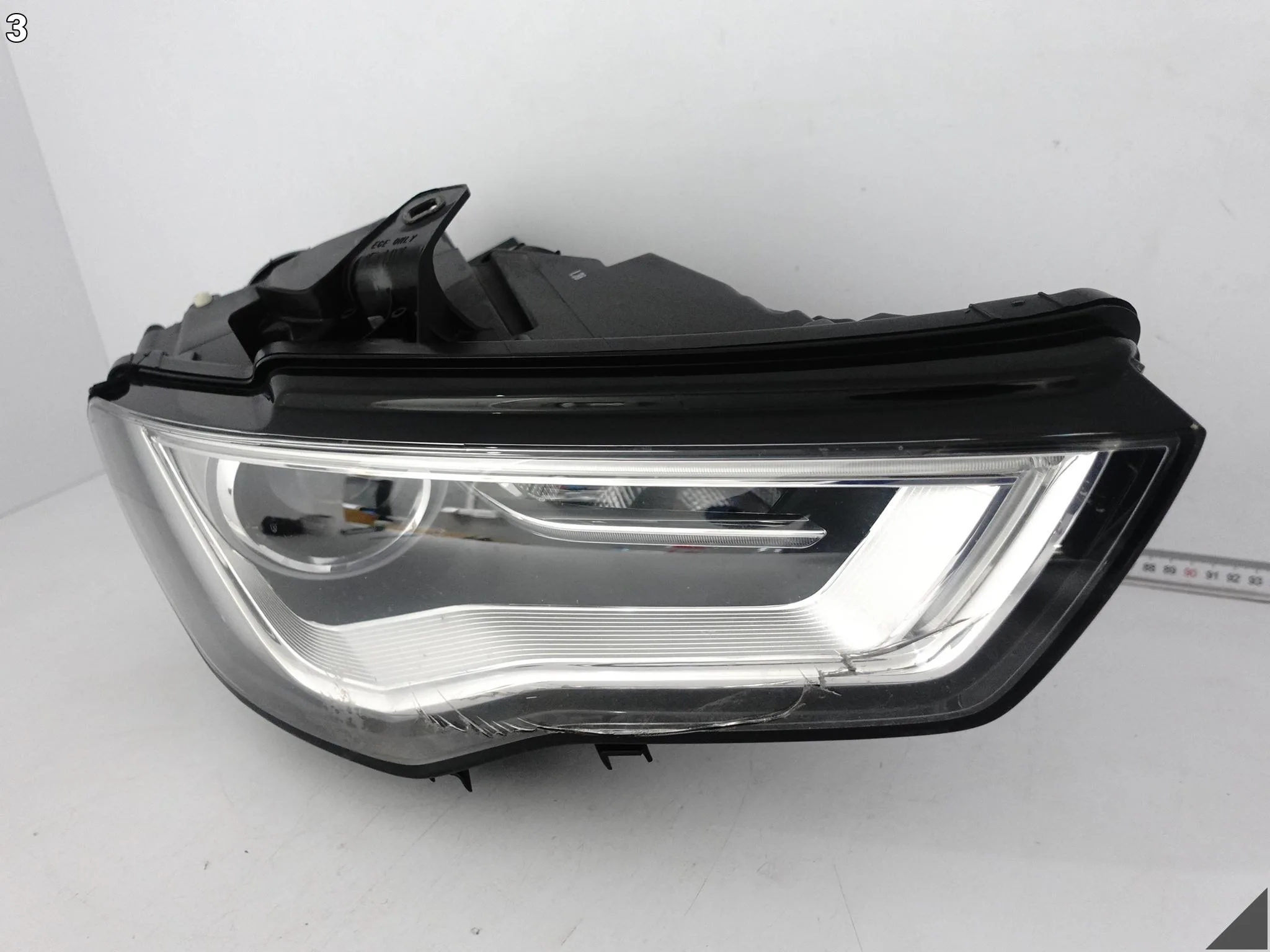 AUDI A3 S3 RS3 8V0 12-16 LAMPA XENON + LED NIESKRĘTNA PRAWA PRZÓD EUROPA AUDI A3 S3 RS3 8V0 12-16 LAMPA XENON + LED NIESKRĘTNA PRAWA PRZÓD EUROPA - obrazek 4