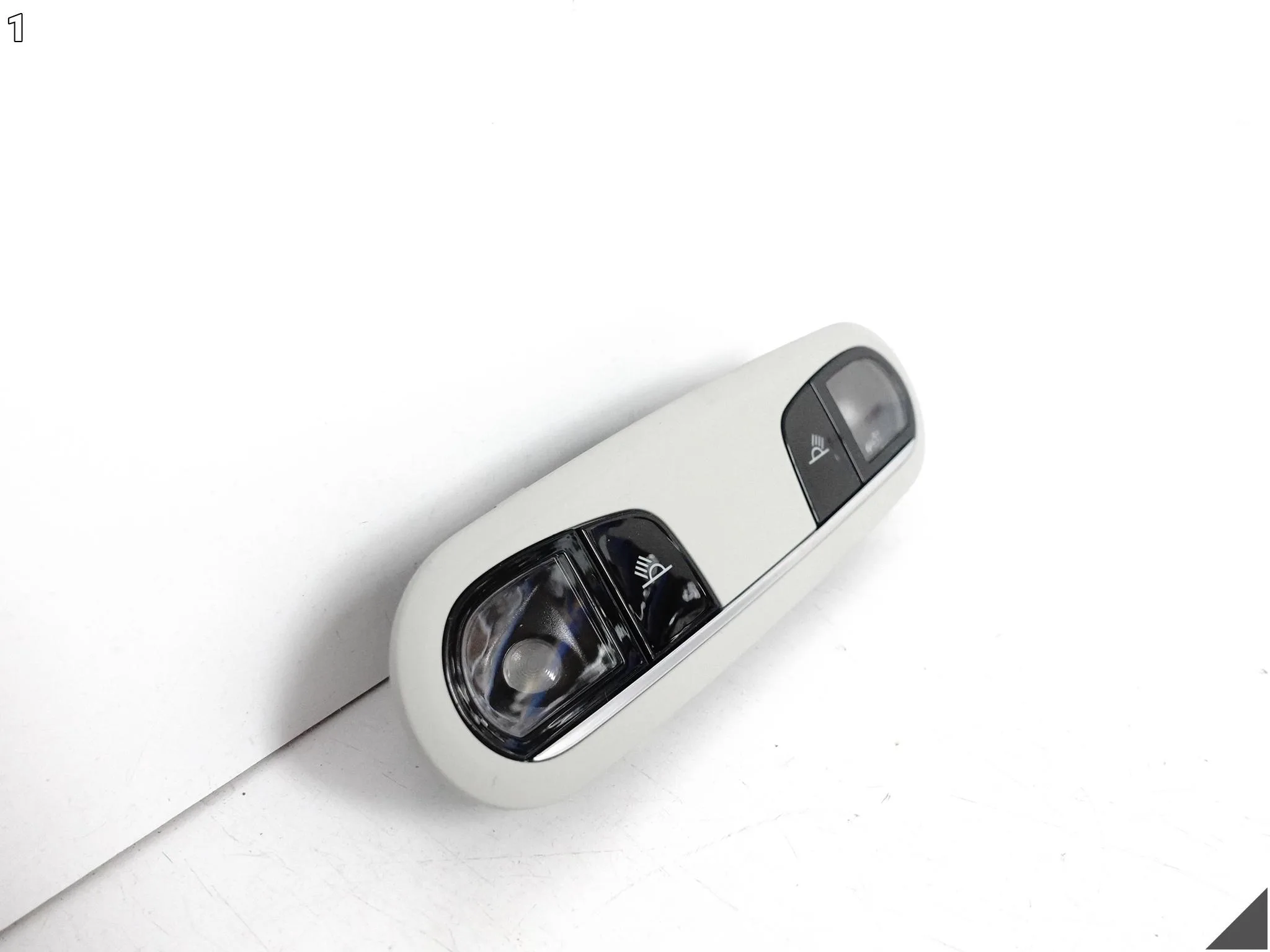 AUDI A6 S6 4G0 A7 S7 4G8 C7 10-18 OŚWIETLENIE WEWNĘTRZNE LED TYŁ ET1 AUDI A6 S6 4G0 A7 S7 4G8 C7 10-18 OŚWIETLENIE WEWNĘTRZNE LED TYŁ ET1 - obrazek 2
