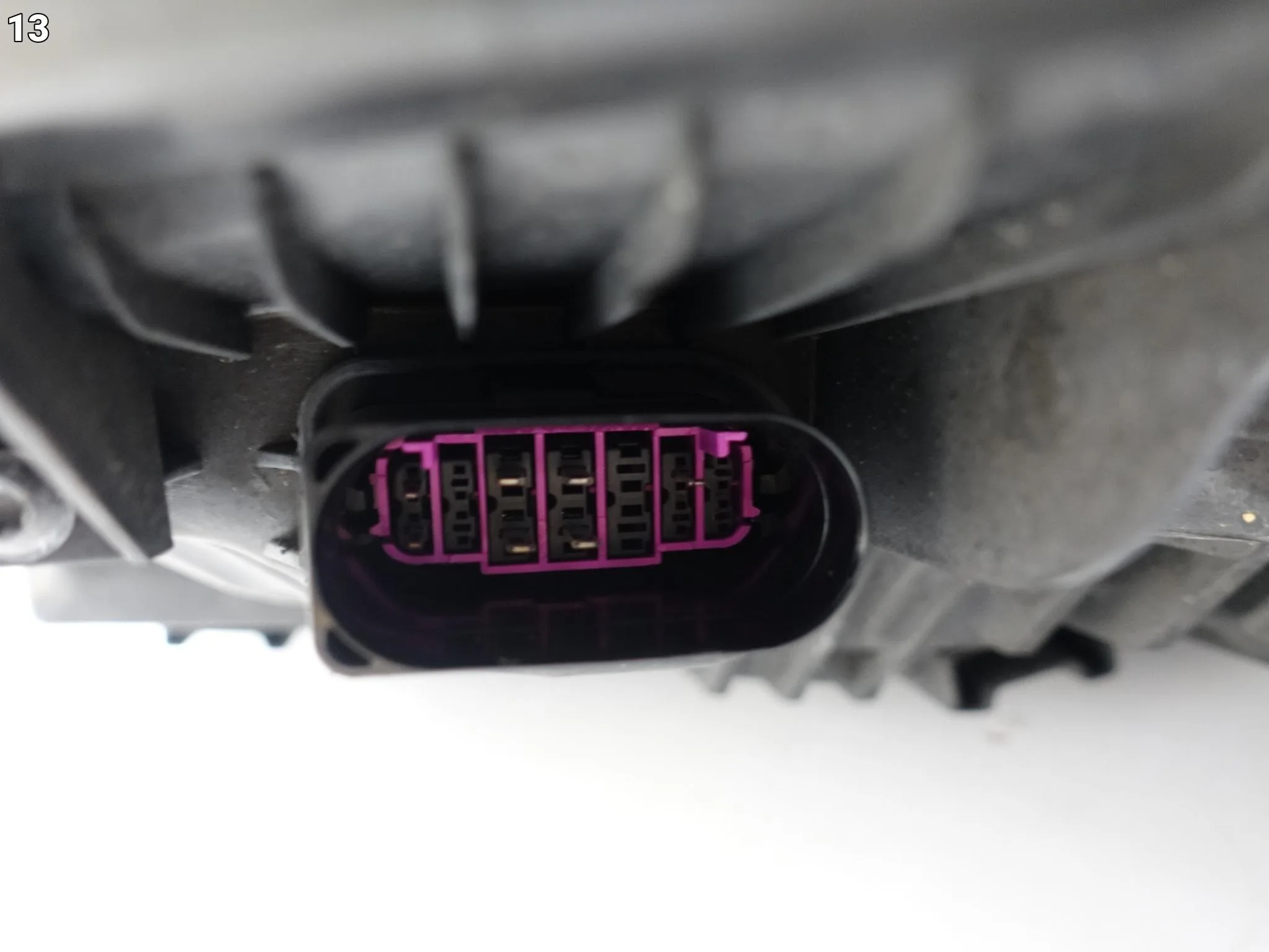 VW TOUAREG 3 III 760 761 CR R-LINE 18-23 LAMPA FULL LED MATRIX PRAWA EUROPA VW TOUAREG 3 III 760 761 CR R-LINE 18-23 LAMPA FULL LED MATRIX PRAWA EUROPA - obrazek 14