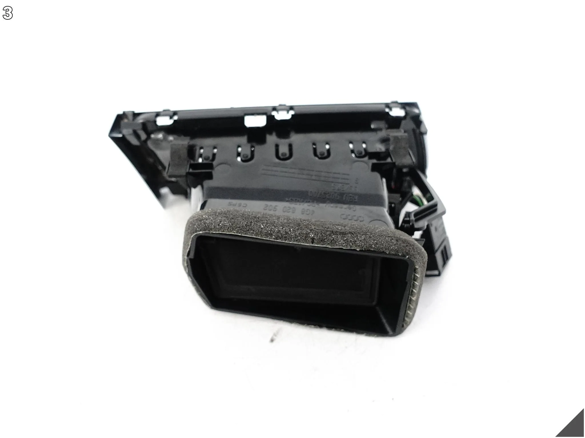 AUDI A7 S7 RS7 4G8 C7 LIFT 14-18 KRATKA NAWIEWU LISTWA DEKOR PRAWA PRZÓD AUDI A7 S7 RS7 4G8 C7 LIFT 14-18 KRATKA NAWIEWU LISTWA DEKOR PRAWA PRZÓD - obrazek 4