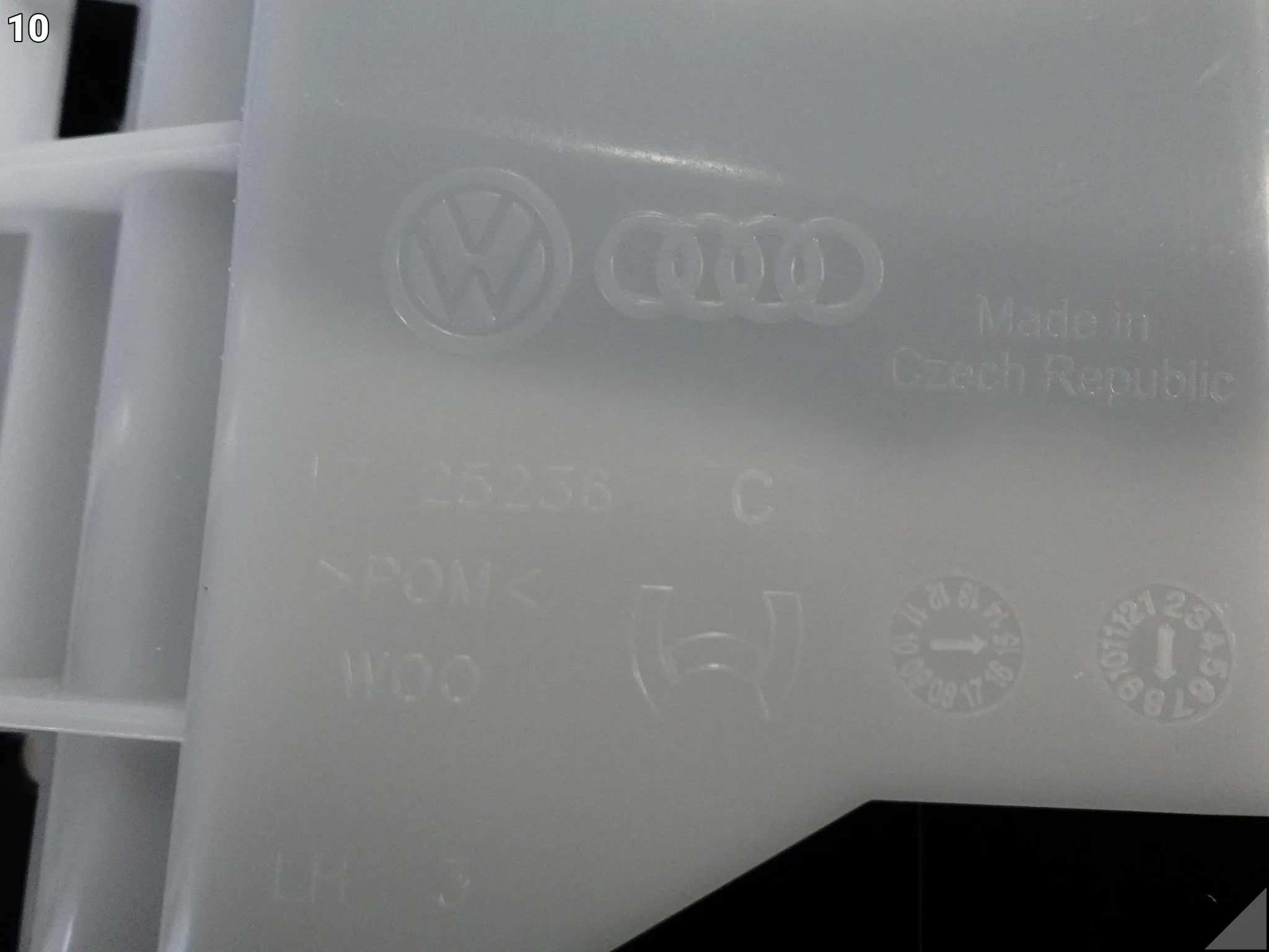 AUDI A7 S7 RS7 4G8 C7 10-18 SZYBERDACH SILNIK ROLETA OSŁONA MONDSILBER HF6 AUDI A7 S7 RS7 4G8 C7 10-18 SZYBERDACH SILNIK ROLETA OSŁONA MONDSILBER HF6 - obrazek 11