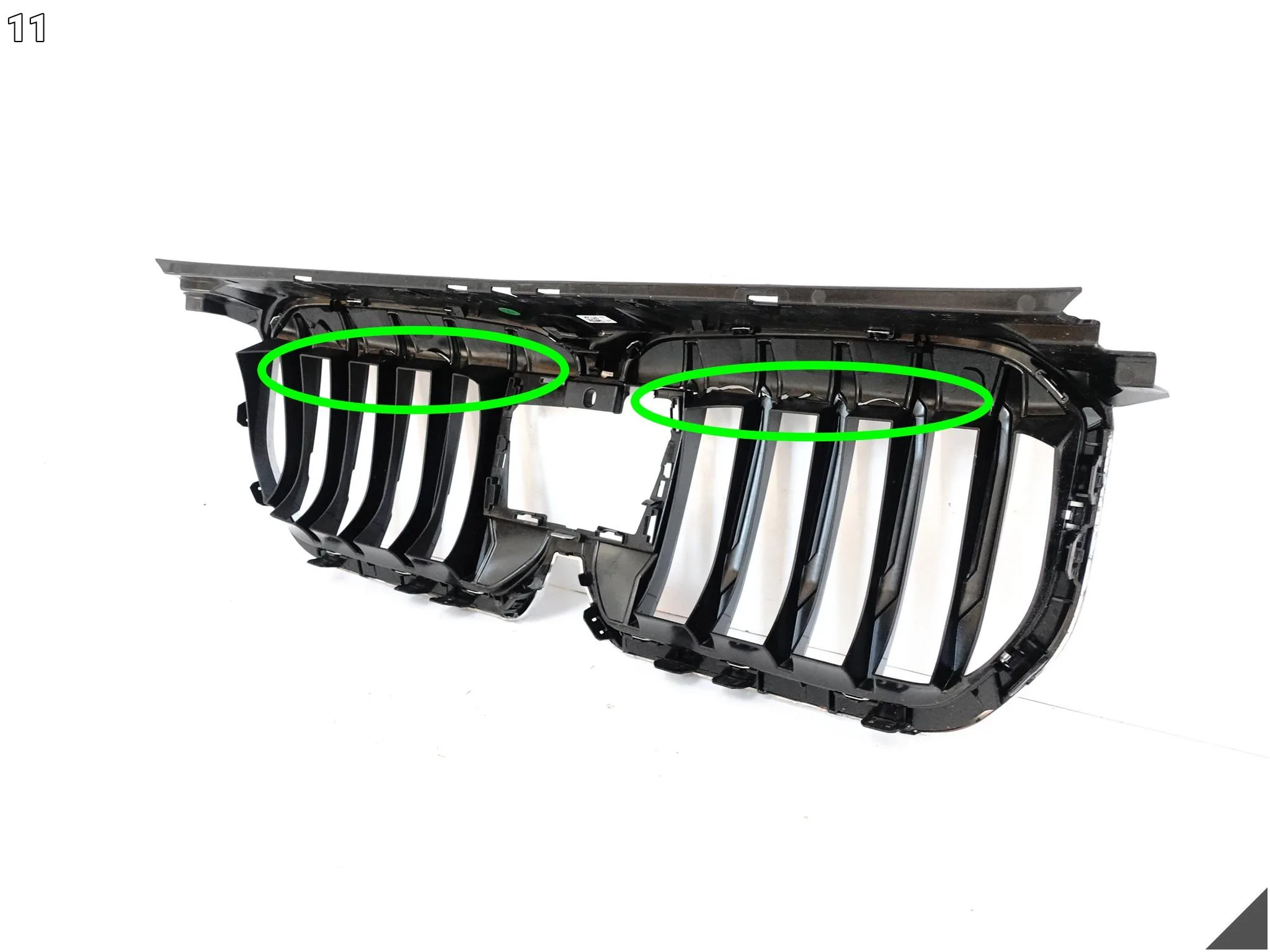 BMW X1 U11 X-LINE 22- ATRAPA GRILL NERKI ZDERZAKA PRZEDNIE PRZÓD 9880301 BMW X1 U11 X-LINE 22- ATRAPA GRILL NERKI ZDERZAKA PRZEDNIE PRZÓD 9880301 - obrazek 12