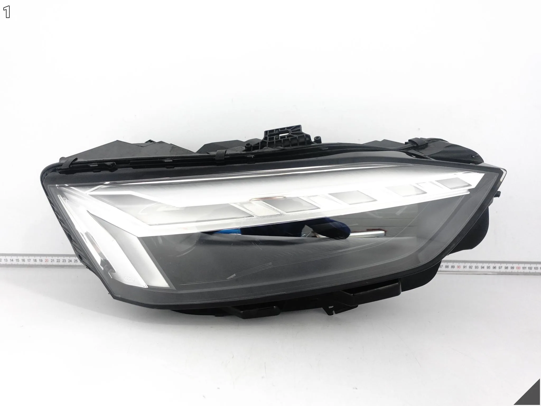 AUDI A5 S5 8W6 F5 B9 LIFT 19-24 LAMPA FULL LED MATRIX PRAWA PRZÓD EUROPA AUDI A5 S5 8W6 F5 B9 LIFT 19-24 LAMPA FULL LED MATRIX PRAWA PRZÓD EUROPA - obrazek 2