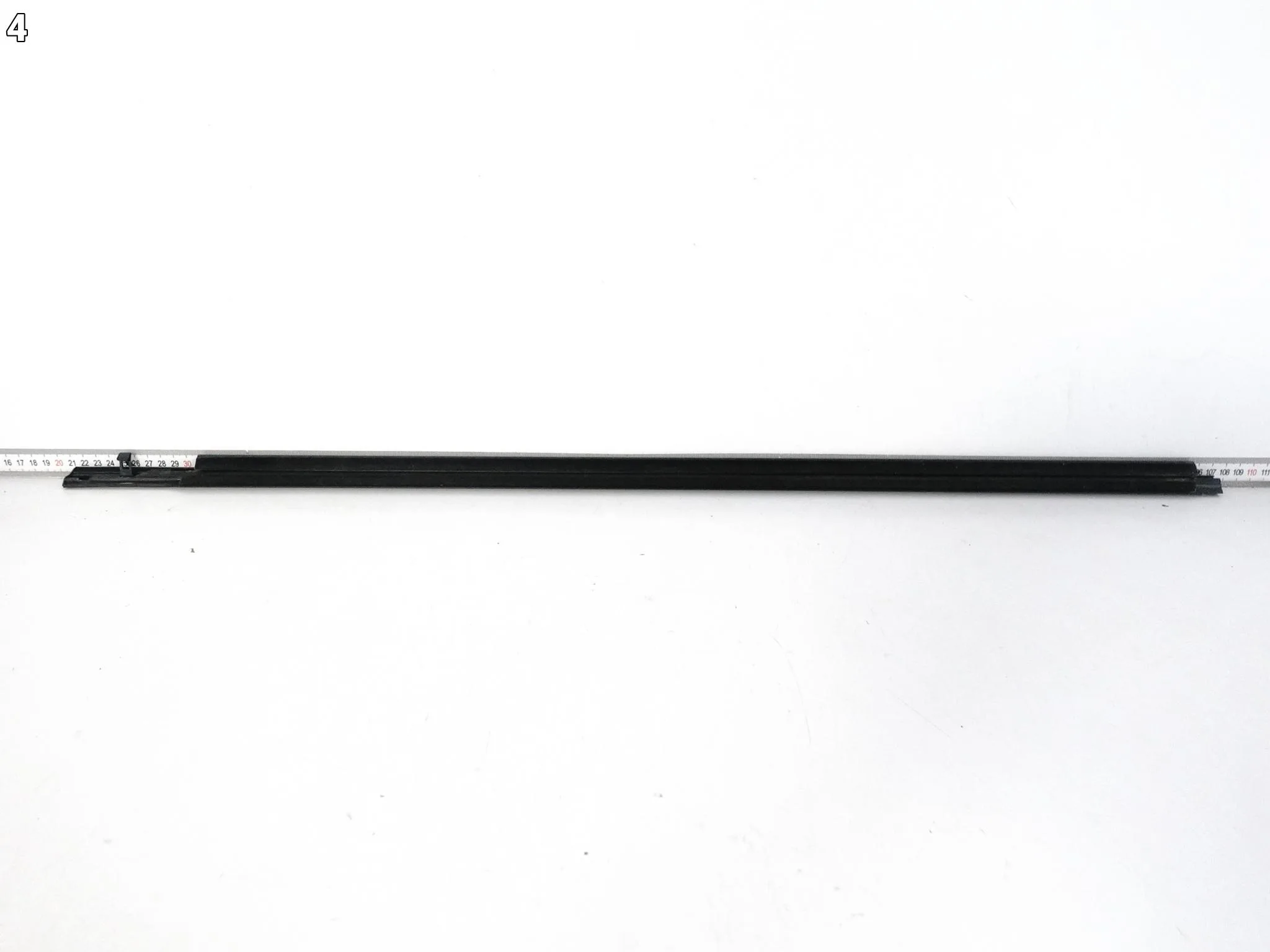 TOYOTA C-HR I 16-23 LIFT LISTWA ZGARNIAJĄCA SZYBY DRZWI PRZÓD PRAWA CHROM TOYOTA C-HR I 16-23 LIFT LISTWA ZGARNIAJĄCA SZYBY DRZWI PRZÓD PRAWA CHROM - obrazek 5