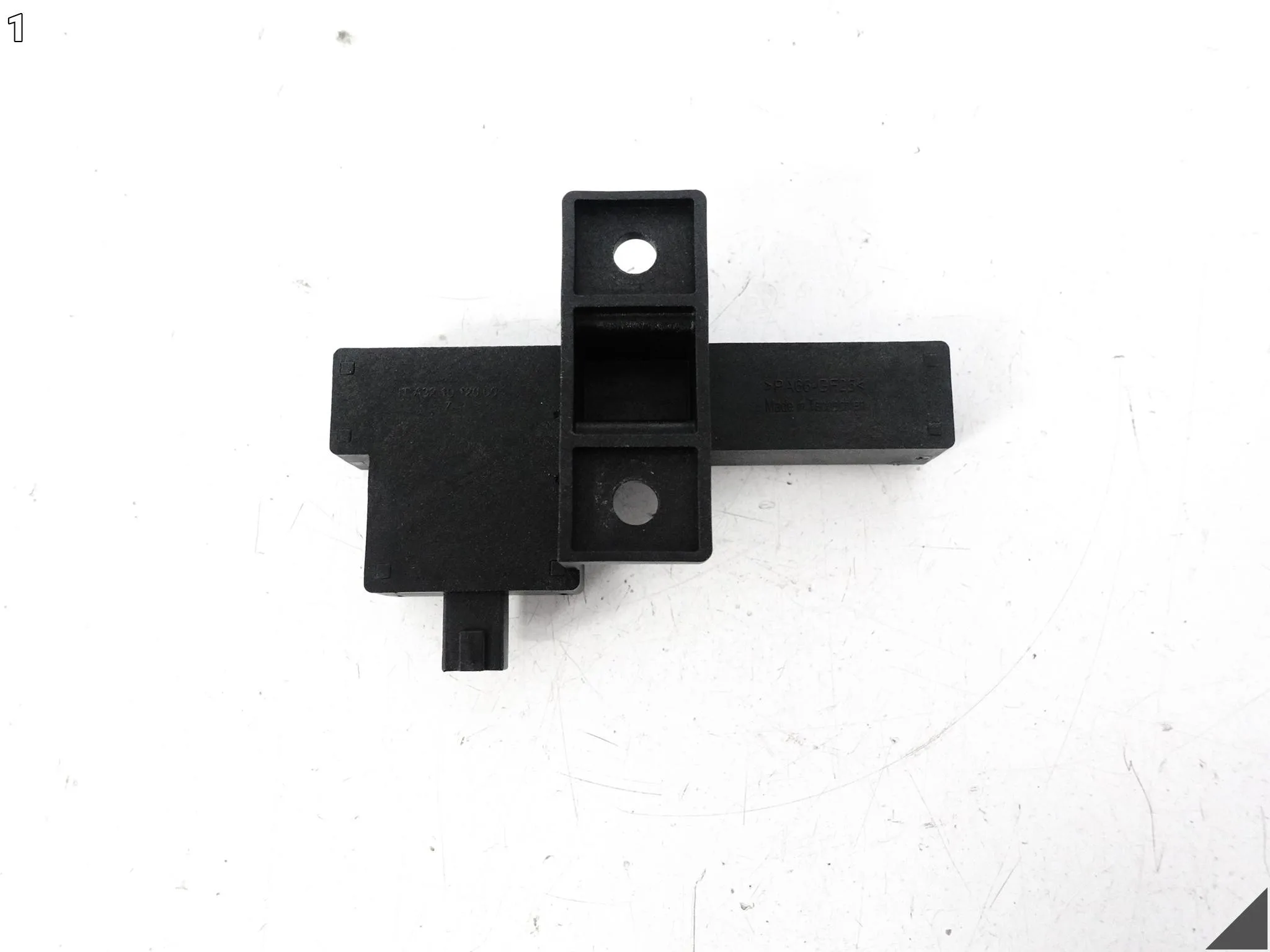 AUDI RS7 S7 4G8 A4 S4 8K0 VW TOUAREG 7P6 MODUŁ ANTENA KESSY KEYLESS GO AUDI RS7 S7 4G8 A4 S4 8K0 VW TOUAREG 7P6 MODUŁ ANTENA KESSY KEYLESS GO - obrazek 2