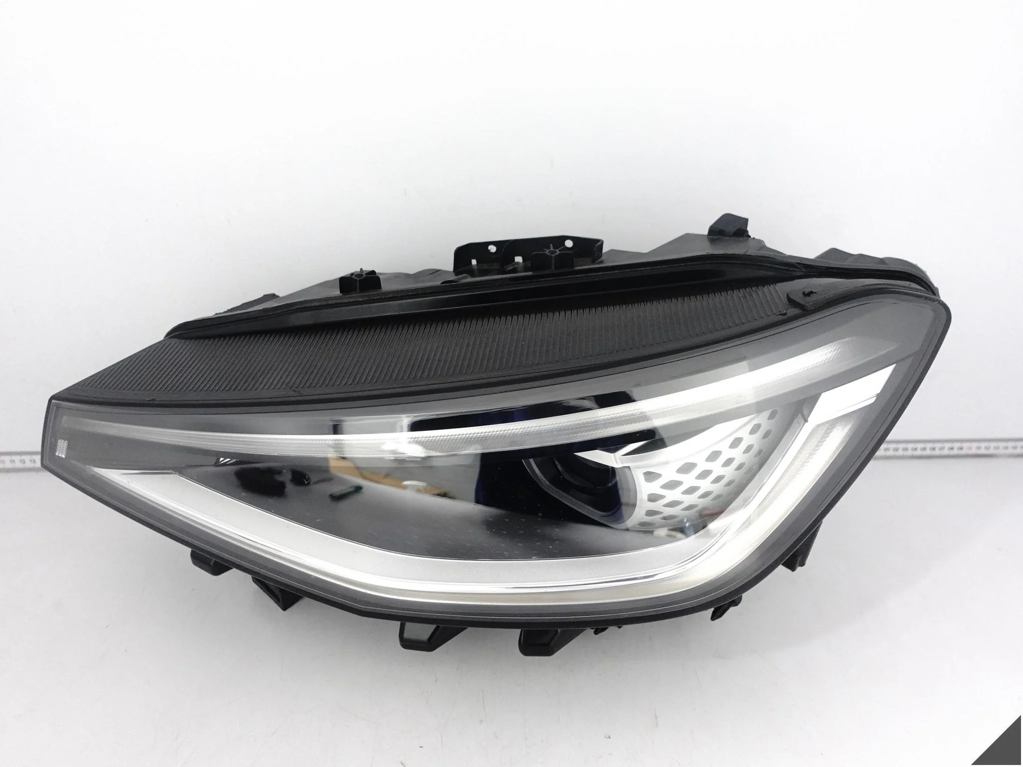 VW ID.4 ID4 ID.5 ID5 GTX 11B 20- LAMPA FULL LED IQ.LIGHT LEWA PRZÓD EUROPA VW ID.4 ID4 ID.5 ID5 GTX 11B 20- LAMPA FULL LED IQ.LIGHT LEWA PRZÓD EUROPA