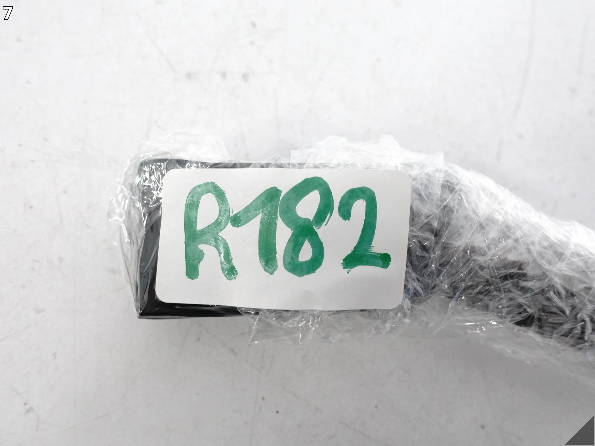 AUDI A7 S7 RS7 4G8 C7 10-18 LISTWA DEKOR DESKI ROZDZIELCZEJ KONSOLI KB4 AUDI A7 S7 RS7 4G8 C7 10-18 LISTWA DEKOR DESKI ROZDZIELCZEJ KONSOLI KB4 - obrazek 8
