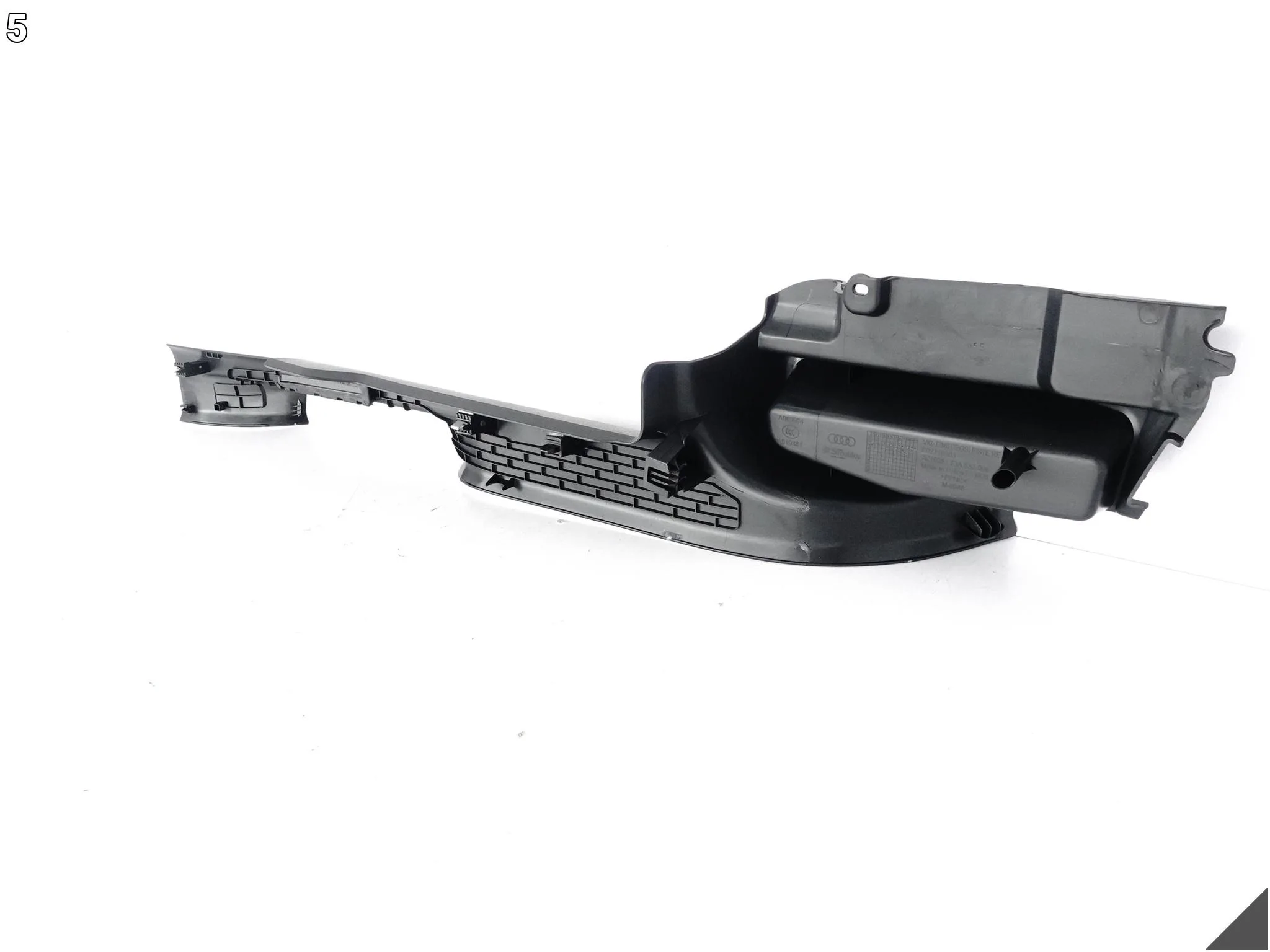 AUDI Q3 II 83A F3 18-25 OSŁONA LISTWA POSZYCIE PRÓG SŁUPEK TYŁ PRAWA 4PK AUDI Q3 II 83A F3 18-25 OSŁONA LISTWA POSZYCIE PRÓG SŁUPEK TYŁ PRAWA 4PK - obrazek 6