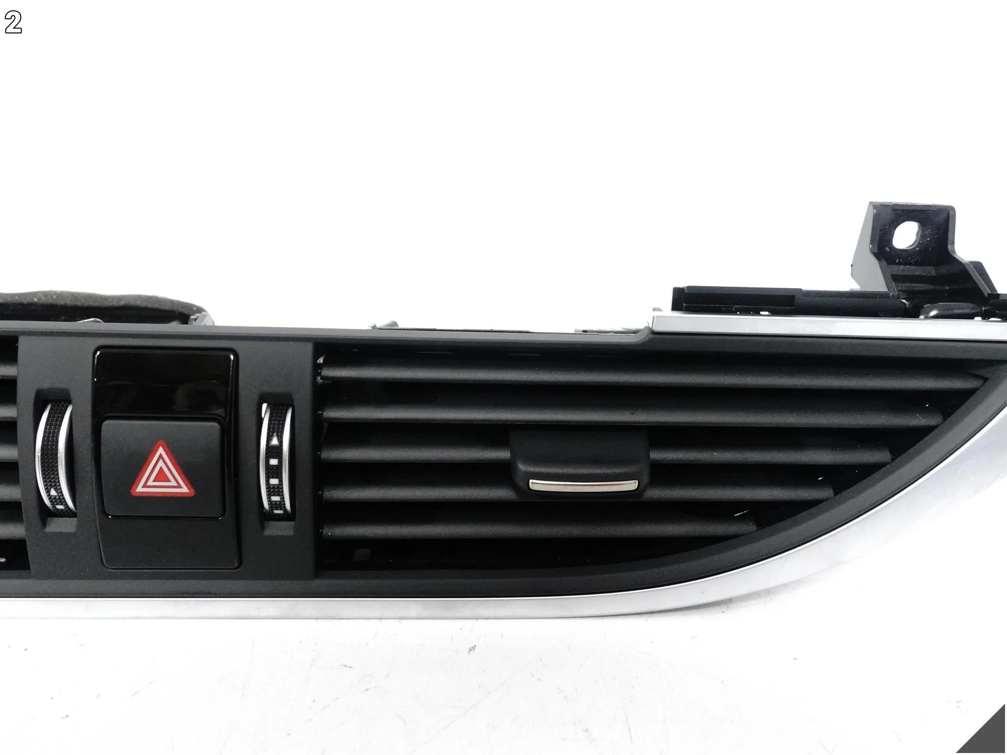 AUDI A7 S7 RS7 4G8 A6 S6 RS6 4G0 C7 LIFT 14-18 KRATKA NAWIEWU ŚRODKOWA AUDI A7 S7 RS7 4G8 A6 S6 RS6 4G0 C7 LIFT 14-18 KRATKA NAWIEWU ŚRODKOWA - obrazek 3