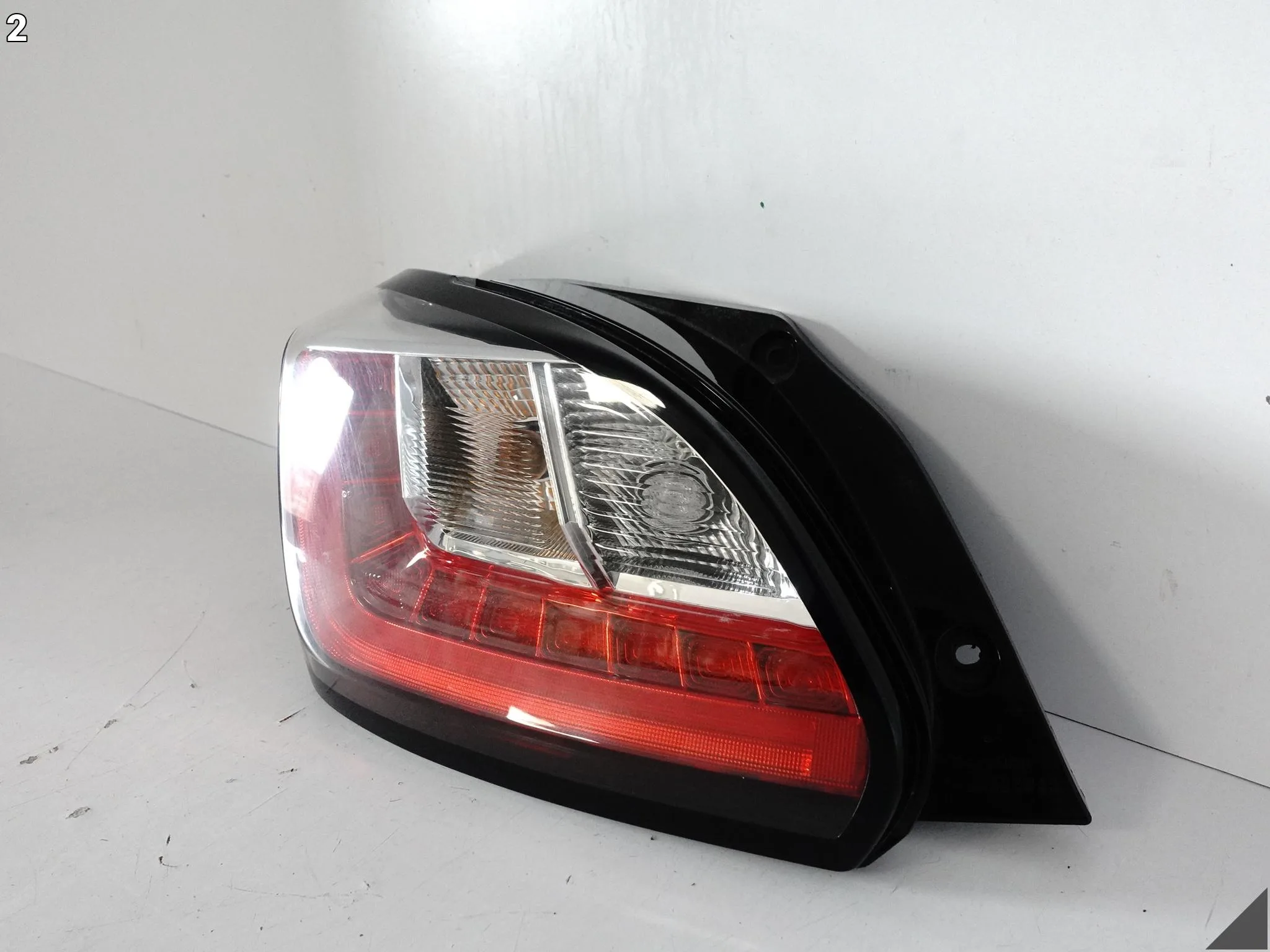 MITSUBISHI SPACE STAR II LIFT 20- LAMPA ZWYKŁA + LED W BŁOTNIK LEWA TYŁ EU MITSUBISHI SPACE STAR II LIFT 20- LAMPA ZWYKŁA + LED W BŁOTNIK LEWA TYŁ EU - obrazek 3