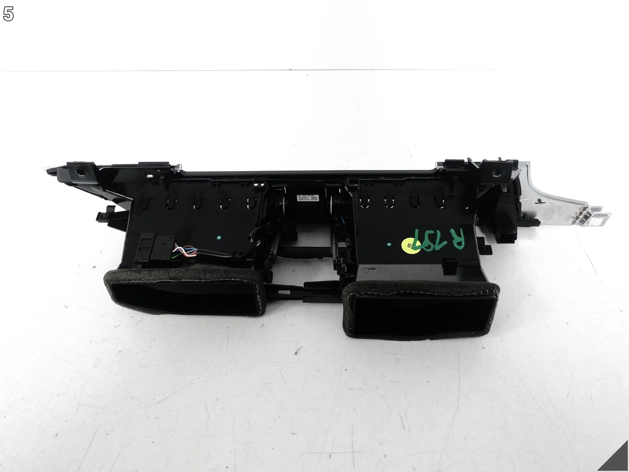 AUDI A7 S7 RS7 4G8 A6 S6 RS6 4G0 C7 LIFT 14-18 KRATKA NAWIEWU ŚRODKOWA AUDI A7 S7 RS7 4G8 A6 S6 RS6 4G0 C7 LIFT 14-18 KRATKA NAWIEWU ŚRODKOWA - obrazek 6