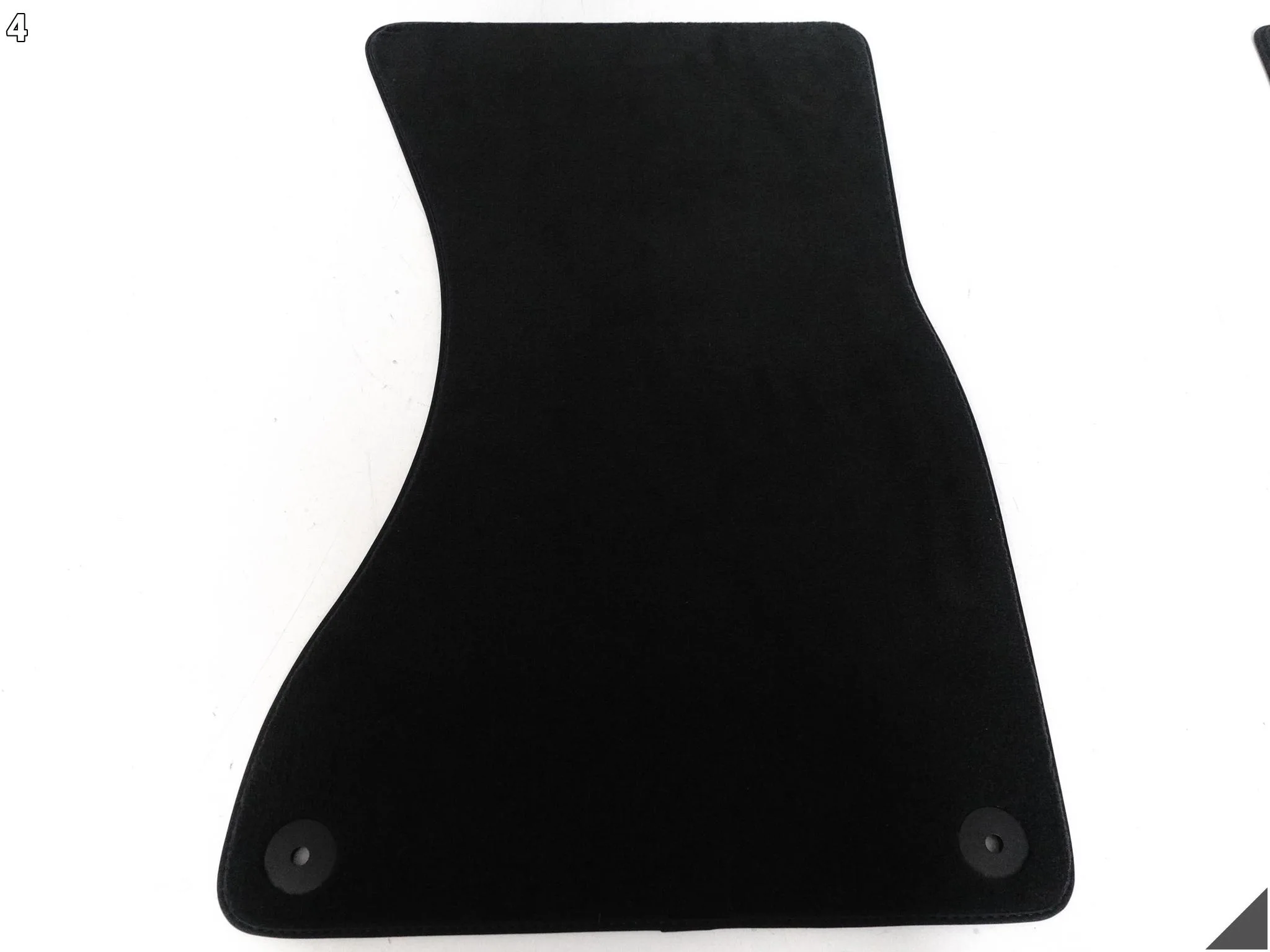 AUDI A7 S7 RS7 C7 4G8 A6 S6 RS6 4G0 10-18 KOMPLET DYWANIKÓW WYKŁADZINA QA5 AUDI A7 S7 RS7 C7 4G8 A6 S6 RS6 4G0 10-18 KOMPLET DYWANIKÓW WYKŁADZINA QA5 - obrazek 5