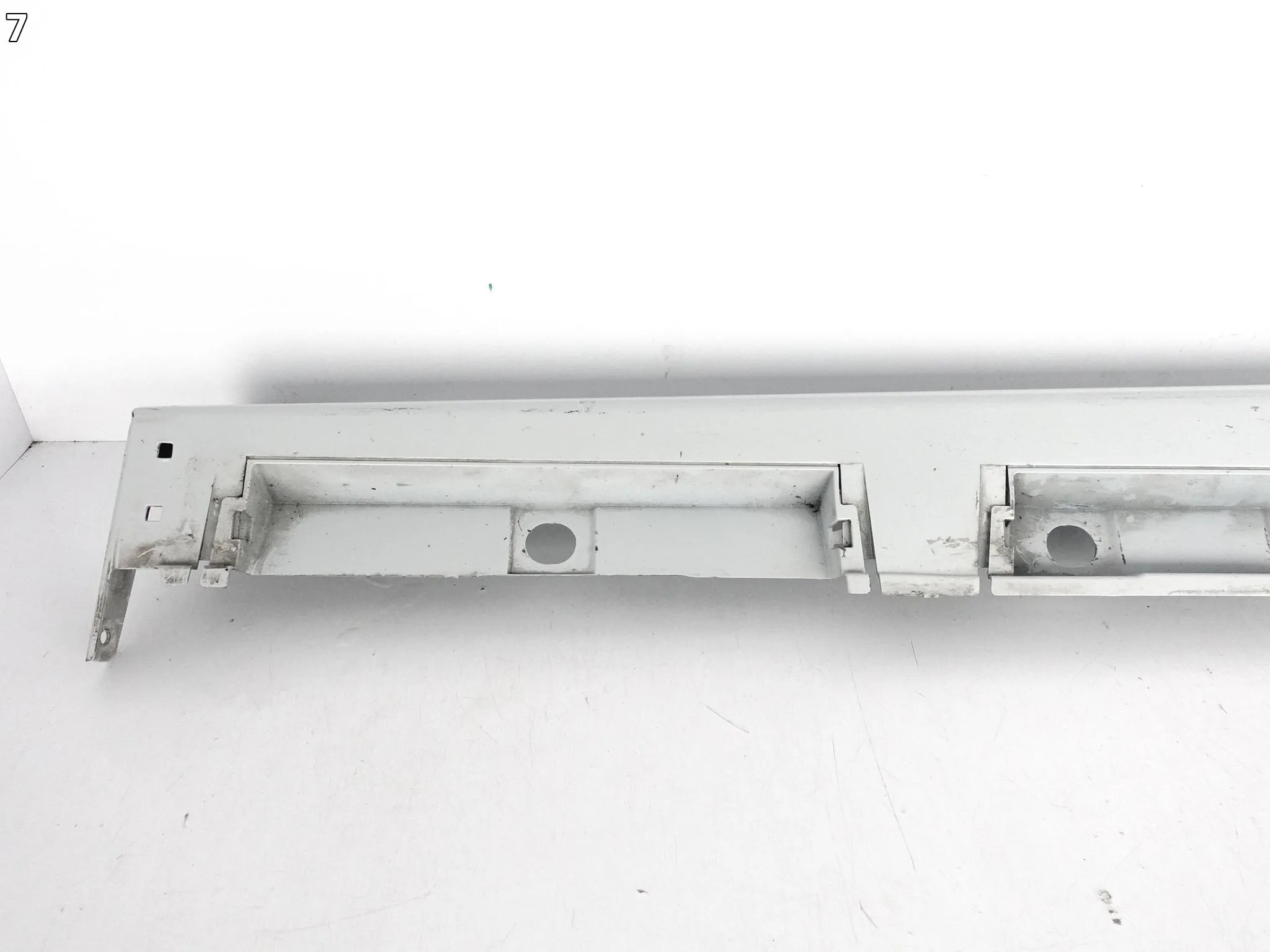 TOYOTA YARIS IV 4 XP210 20- LISTWA PRÓG NAKŁADKA PRAWY TOYOTA YARIS IV 4 XP210 20- LISTWA PRÓG NAKŁADKA PRAWY - obrazek 8