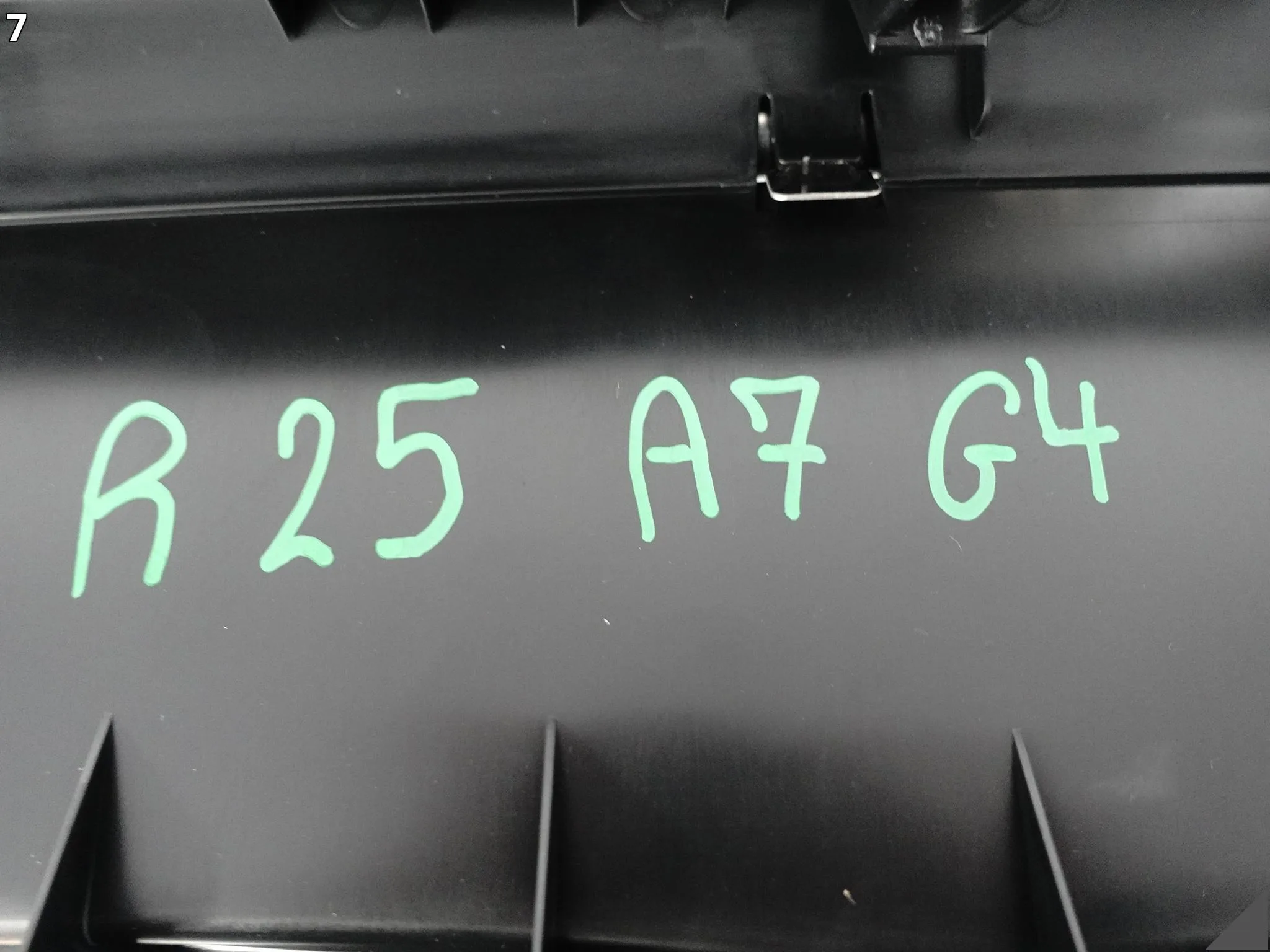 AUDI A7 S7 RS7 4G8 C7 10-18 LISTWA OSŁONA PASA TYLNEGO CHROM BAGAŻNIK 4PK AUDI A7 S7 RS7 4G8 C7 10-18 LISTWA OSŁONA PASA TYLNEGO CHROM BAGAŻNIK 4PK - obrazek 8