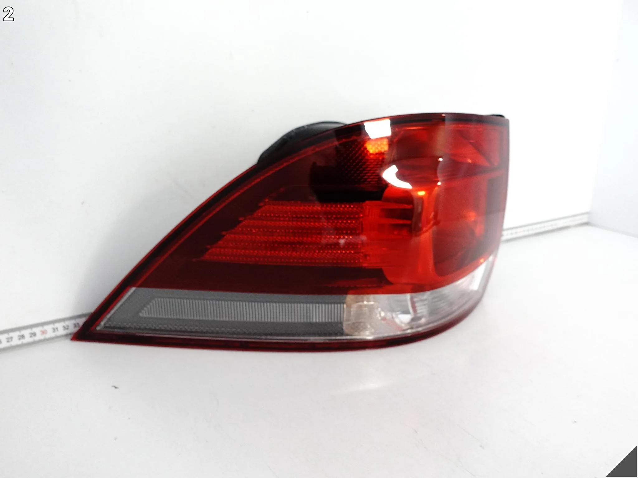 VW GOLF VI 6 1K9 VARIANT KOMBI 09-14 LAMPA W BŁOTNIK LEWA TYŁ EUROPA VW GOLF VI 6 1K9 VARIANT KOMBI 09-14 LAMPA W BŁOTNIK LEWA TYŁ EUROPA - obrazek 3