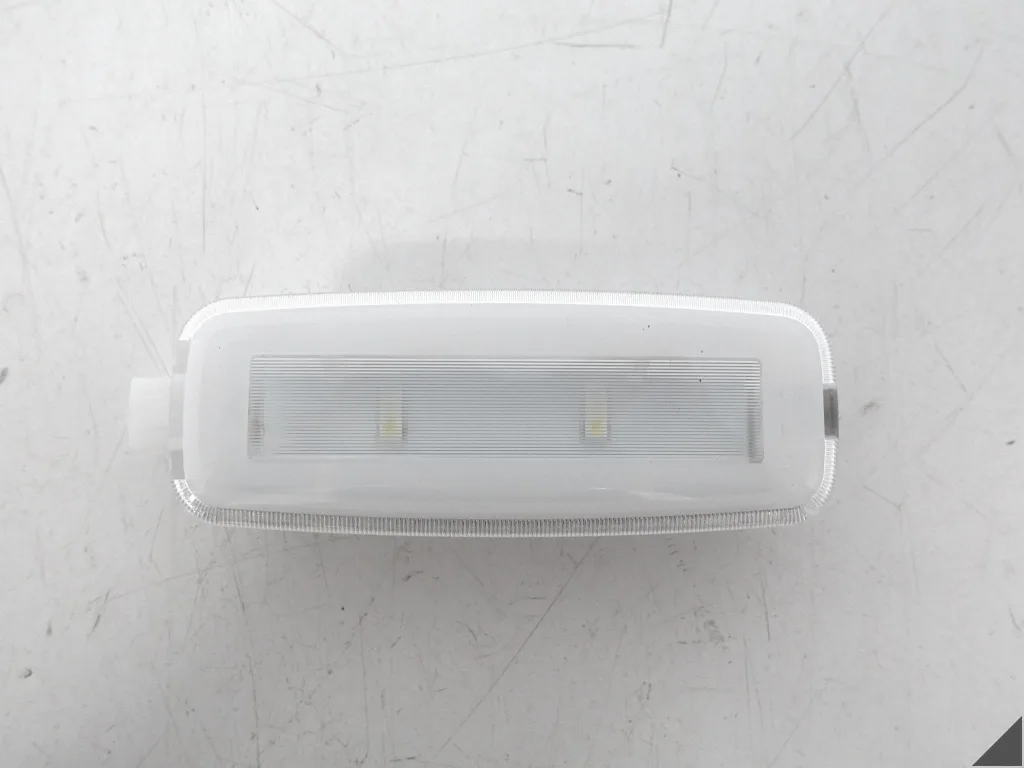 AUDI A7 S7 RS7 4G8 A6 S6 RS6 4G0 C7 A8 S8 4H0 OŚWIETLENIE KABINY LED LAMPKA