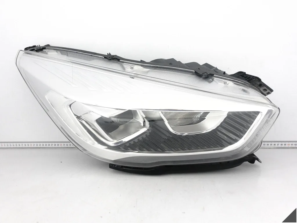FORD KUGA II 2 MK2 LIFT 16-19 LAMPA ZWYKŁA HALOGEN H7 + LED PRAWA PRZÓD EU