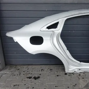 MERCEDES CLA C174 C178 25- COUPE BŁOTNIK POSZYCIE PRÓG DACH PRAWY TYŁ MERCEDES CLA C174 C178 25- COUPE BŁOTNIK POSZYCIE PRÓG DACH PRAWY TYŁ