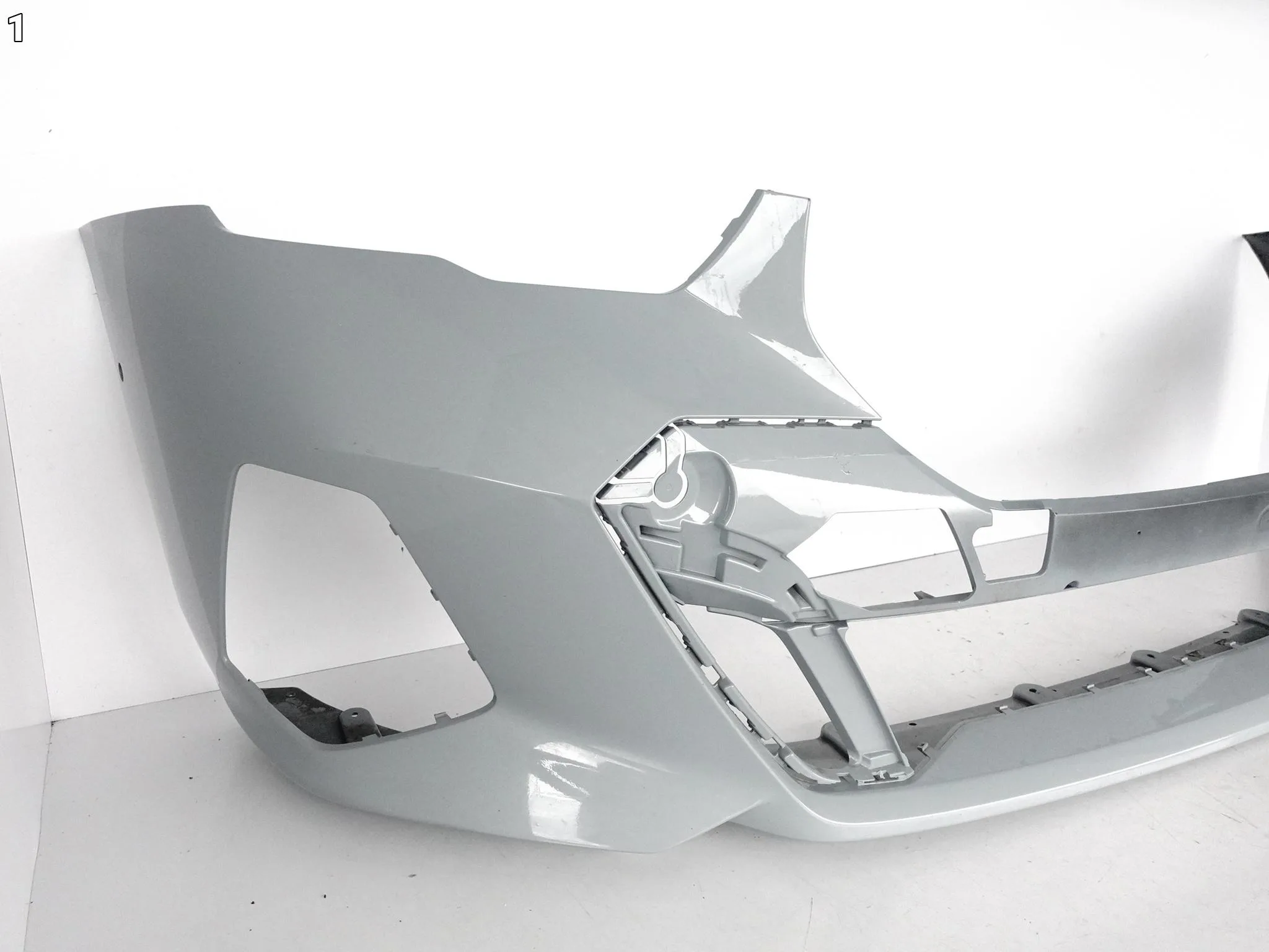 BMW 5 G60 G61 M-PAKIET MSP 23- ZDERZAK BUMPER PRZÓD (PDC) BMW 5 G60 G61 M-PAKIET MSP 23- ZDERZAK BUMPER PRZÓD (PDC) - obrazek 2
